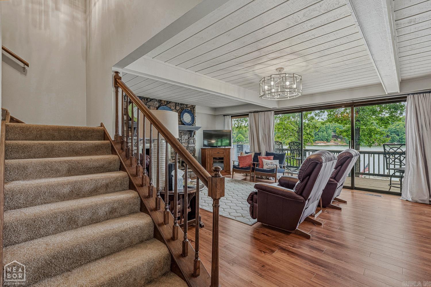 176 E Lakeshore Drive Cherokee Village, AR 72529