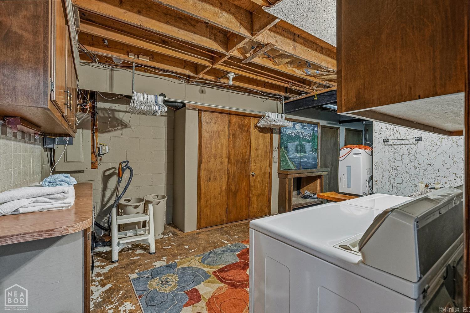 176 E Lakeshore Drive Cherokee Village, AR 72529