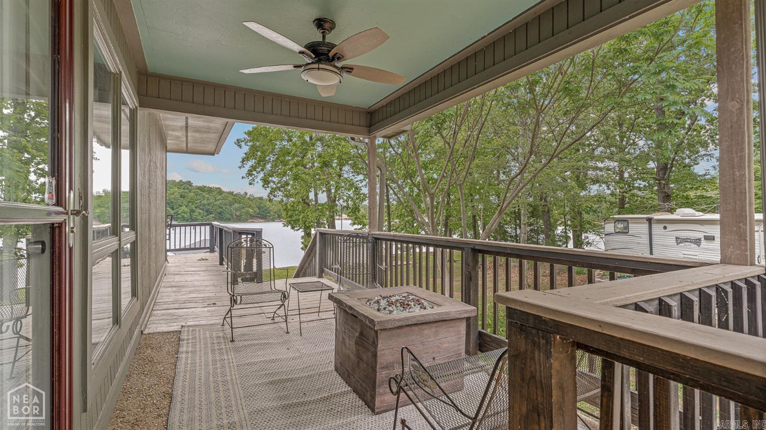 176 E Lakeshore Drive Cherokee Village, AR 72529