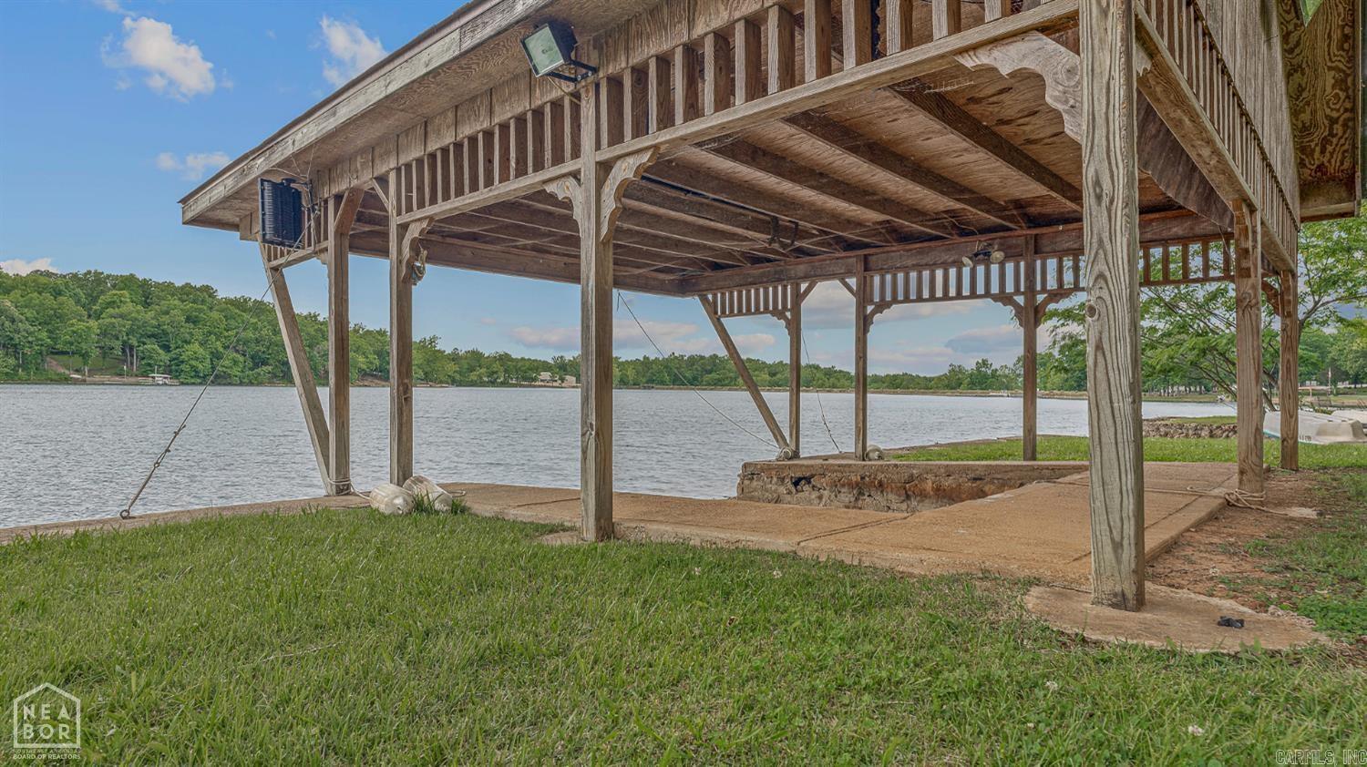 176 E Lakeshore Drive Cherokee Village, AR 72529