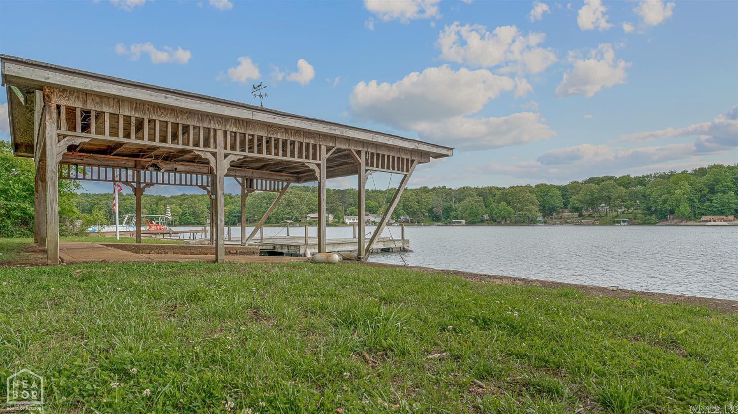 176 E Lakeshore Drive Cherokee Village, AR 72529