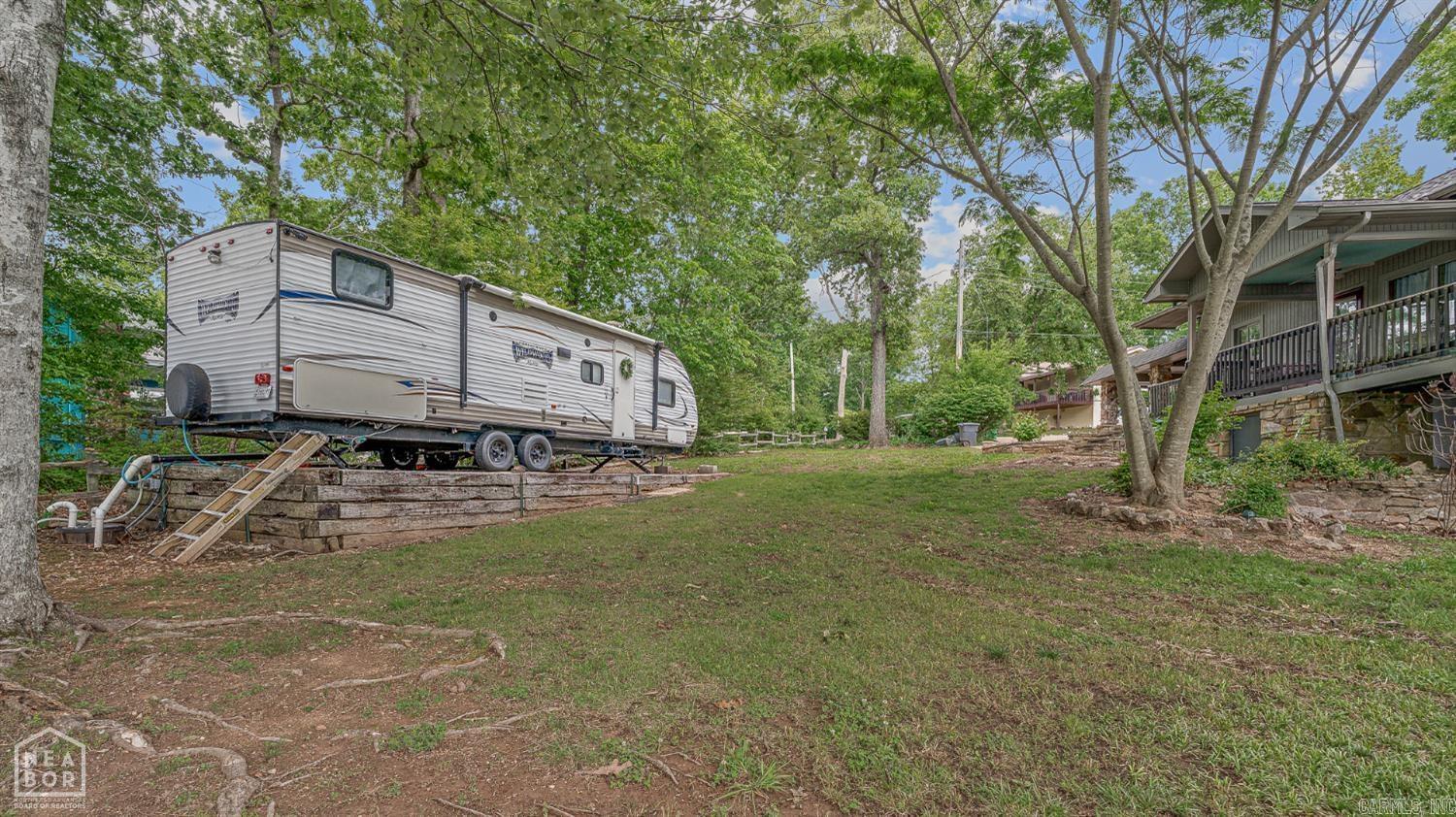 176 E Lakeshore Drive Cherokee Village, AR 72529