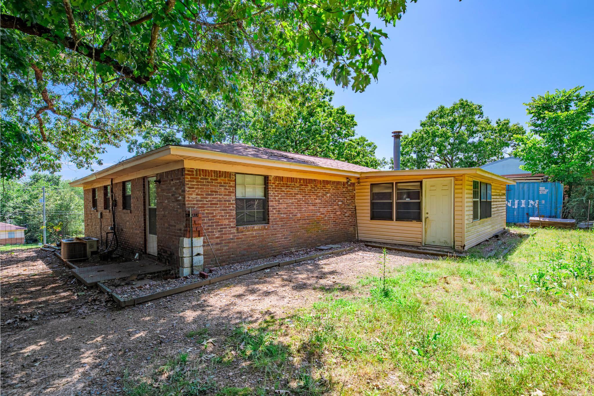 5116 & 5120 Crystal Hill  North Little Rock, AR