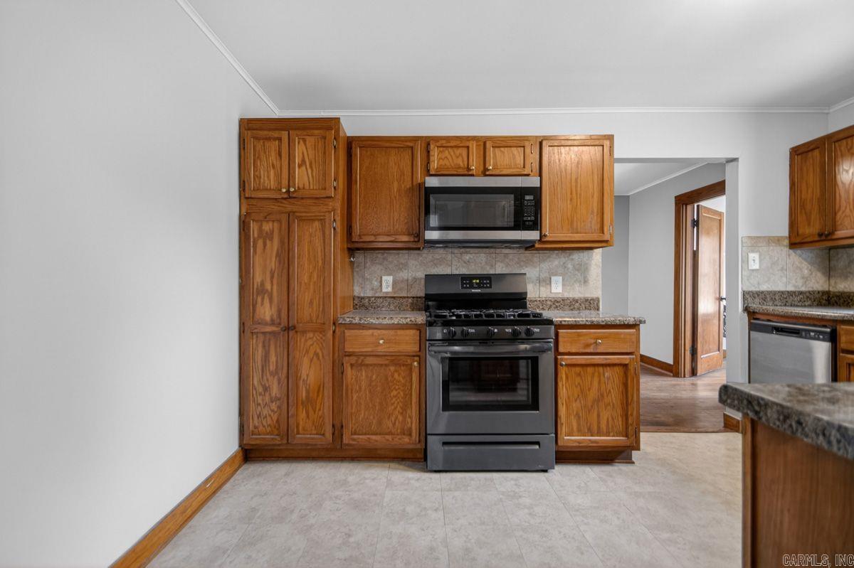 123 N Olive  Benton, AR