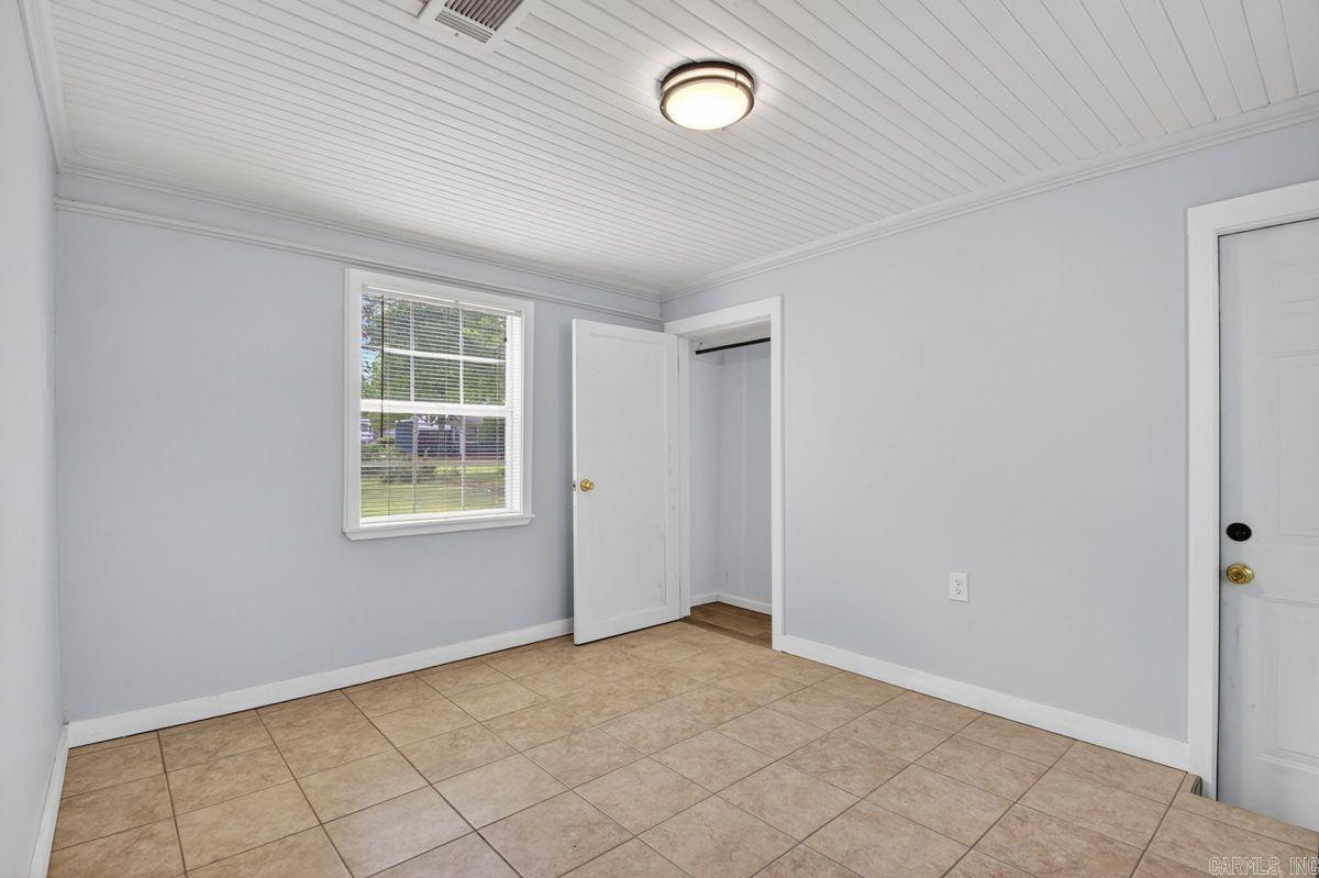 123 N Olive  Benton, AR