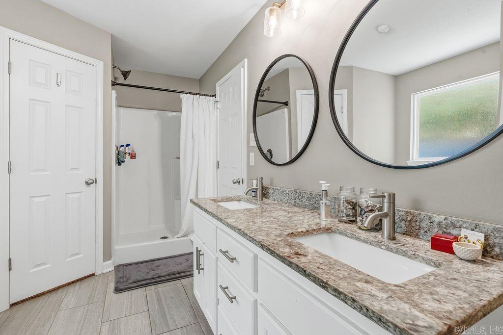 515 S Shady Lane  Benton, AR