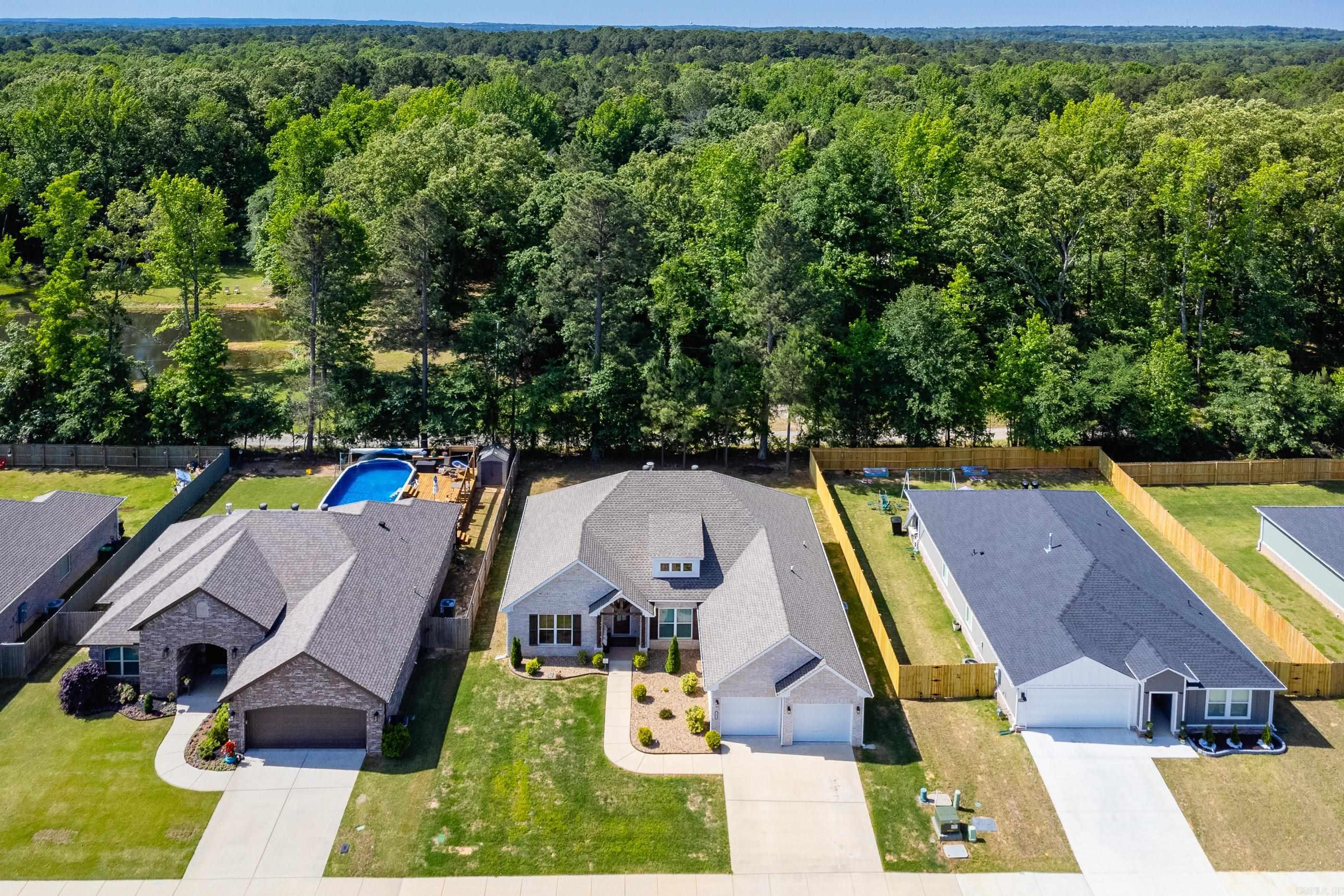 6096 Meridian  Alexander, AR