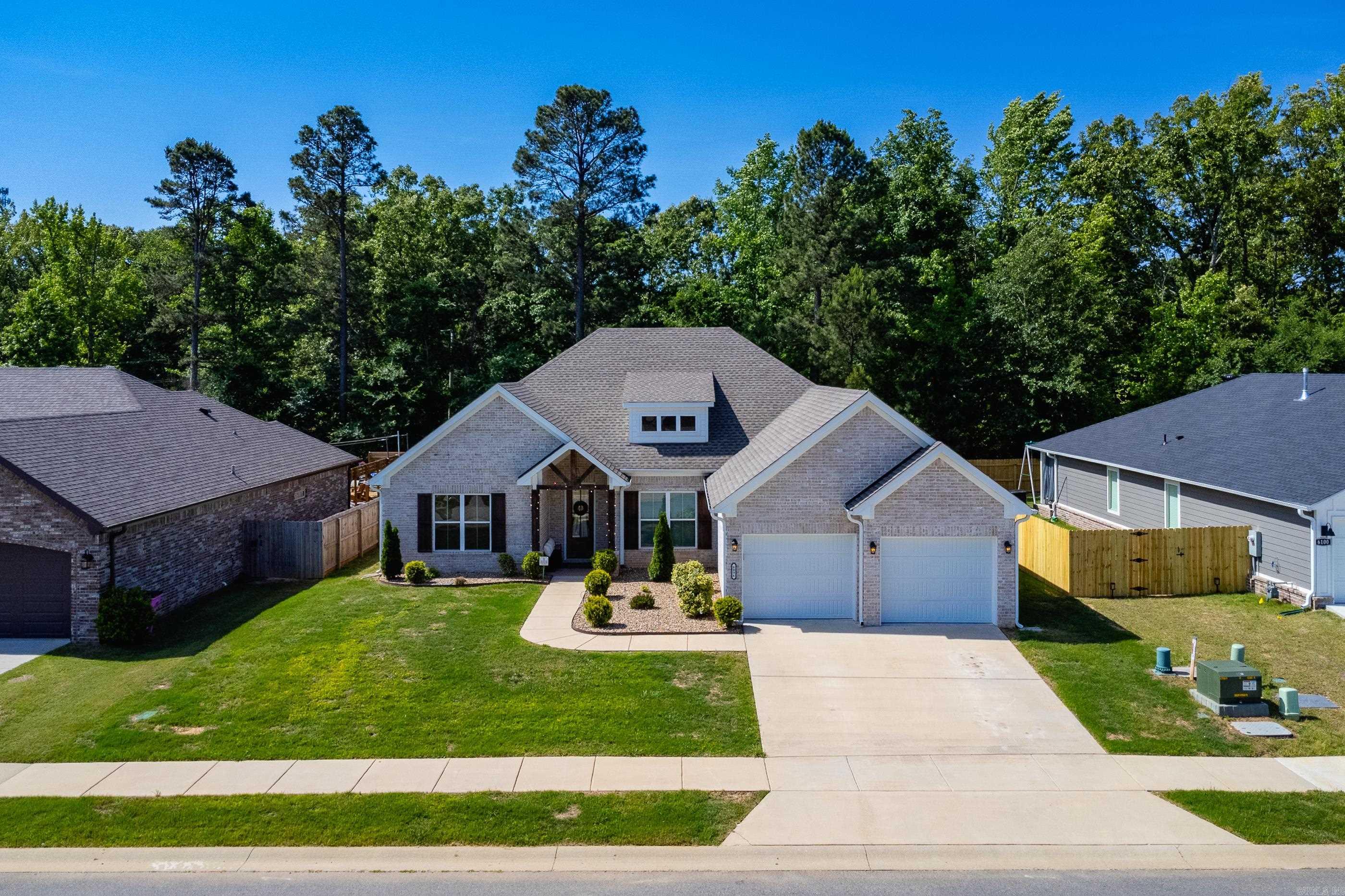 6096 Meridian  Alexander, AR