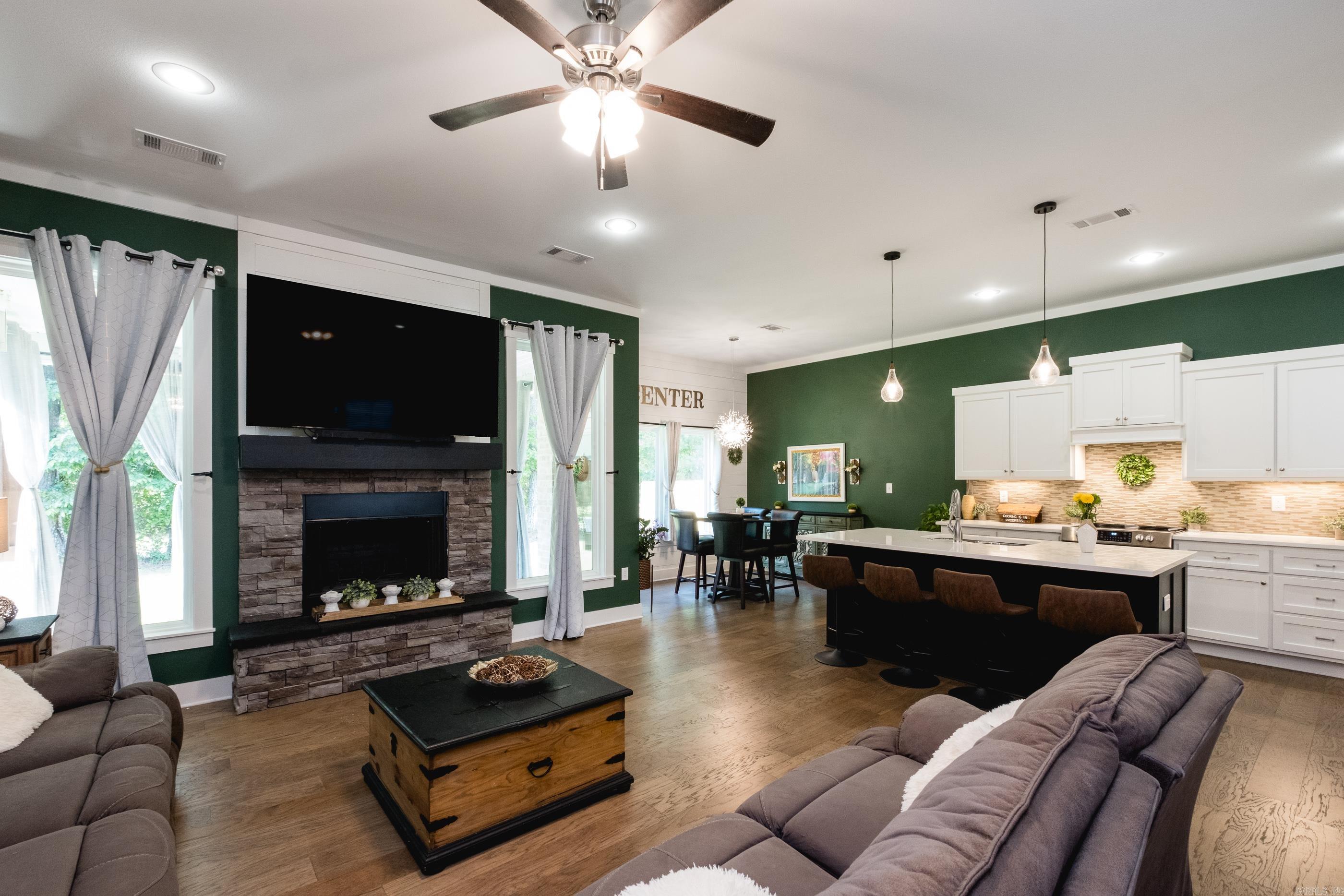 6096 Meridian  Alexander, AR