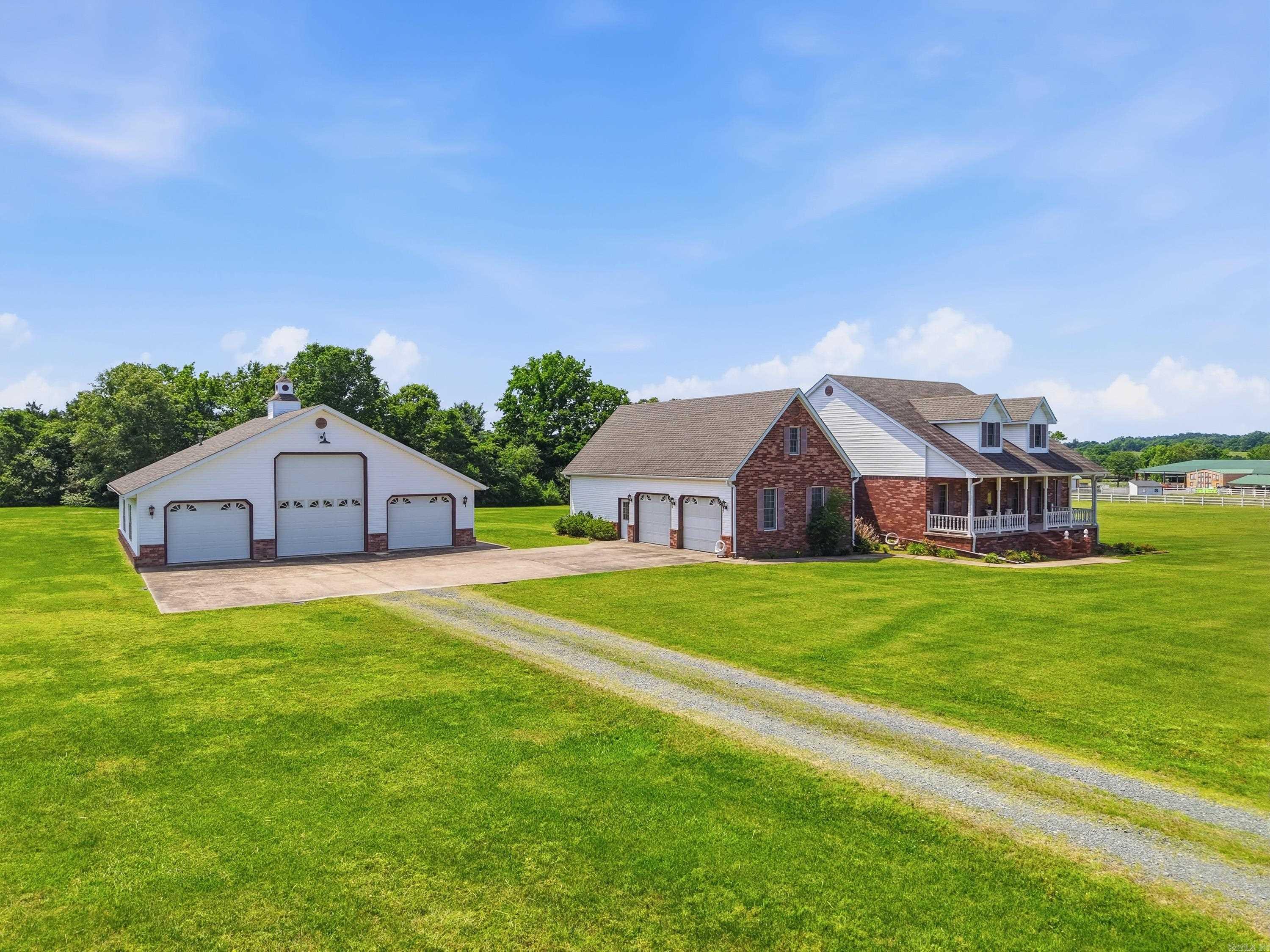 325 Cottage Creek Lane  Bee Branch, AR