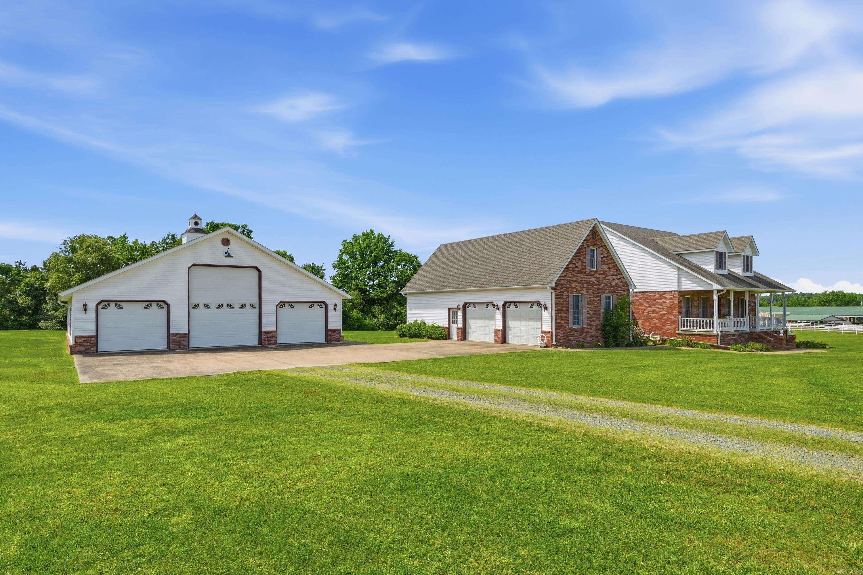 325 Cottage Creek Lane  Bee Branch, AR