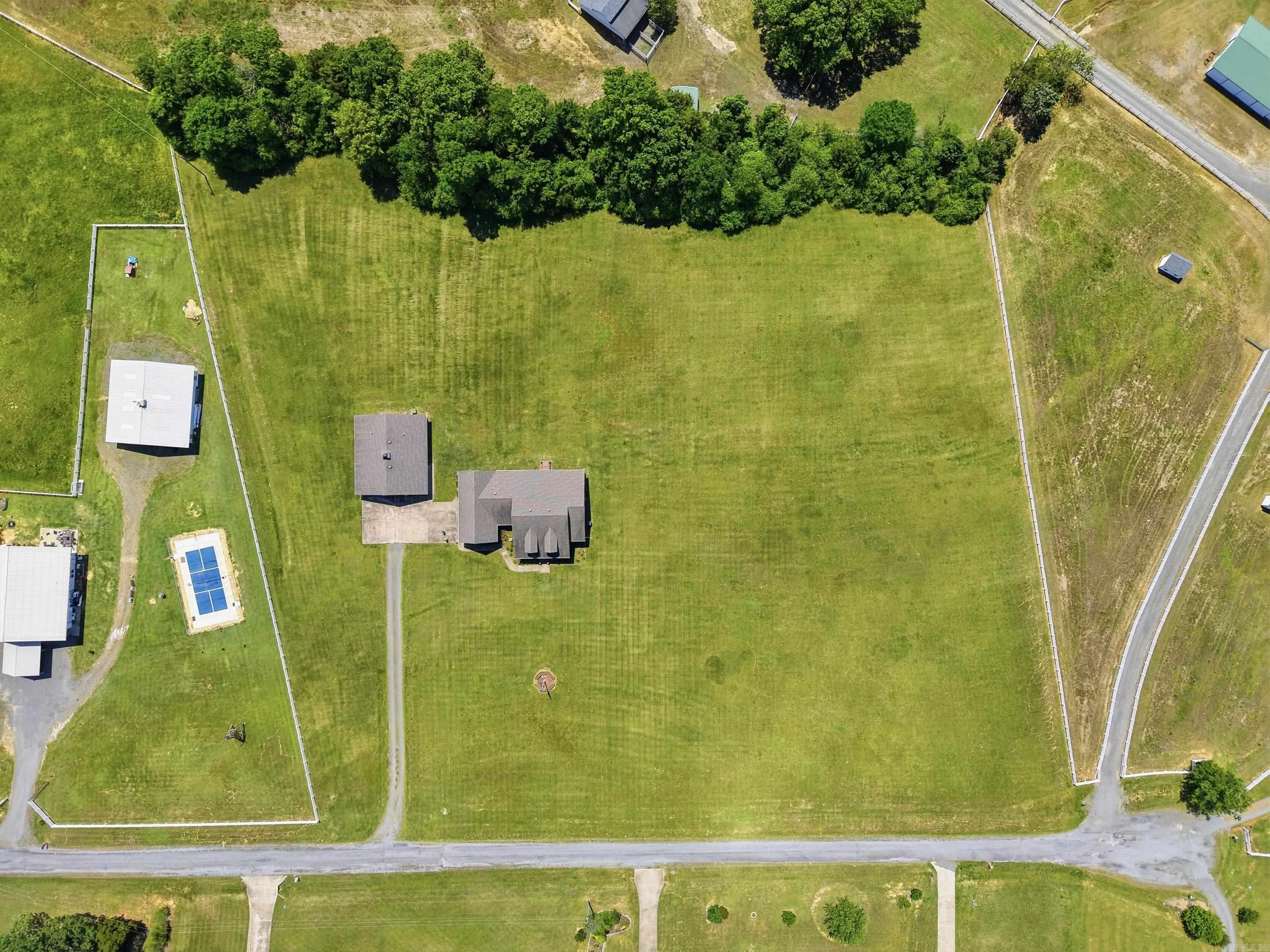 325 Cottage Creek Lane  Bee Branch, AR