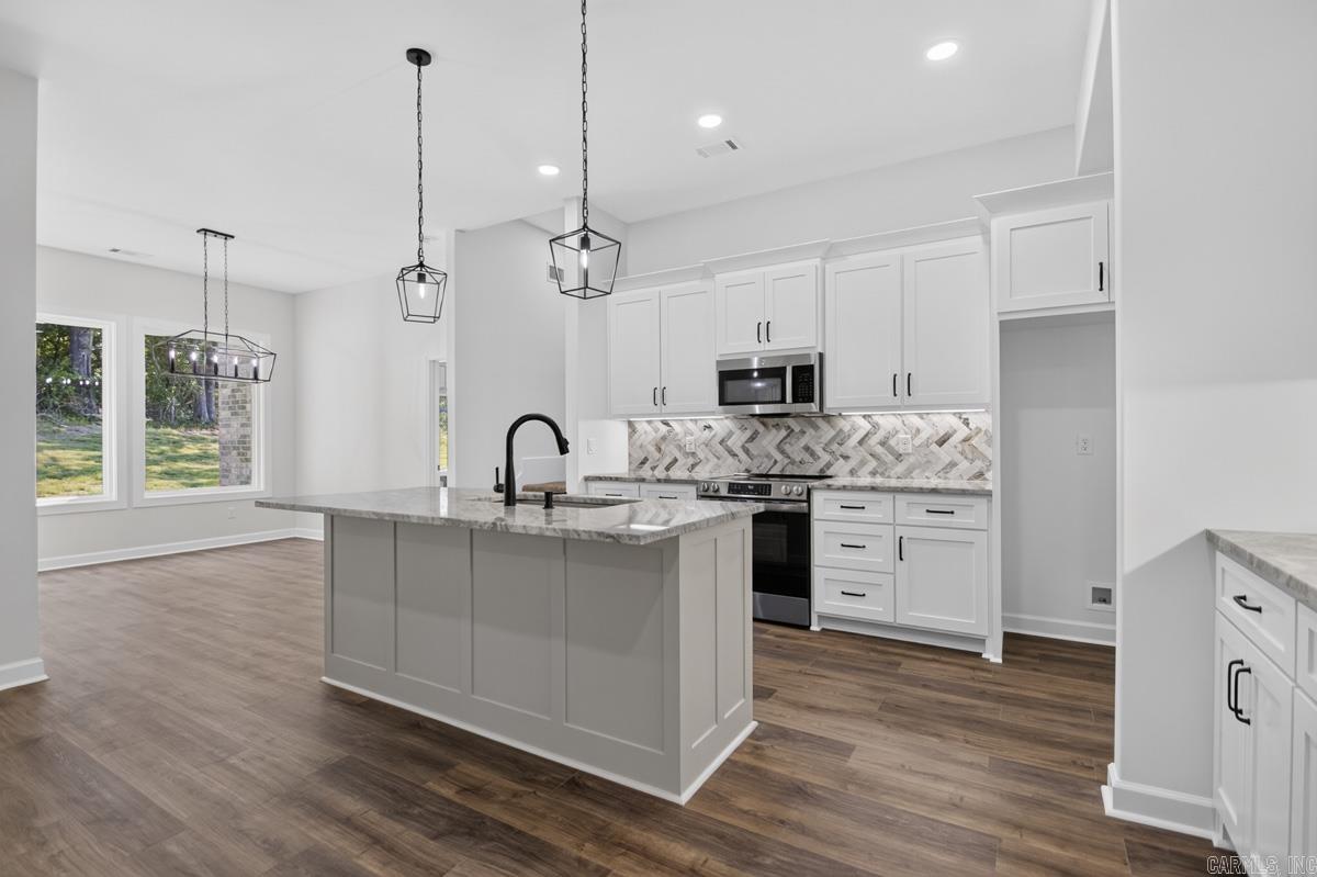 2116 Sable Oaks  Bryant, AR