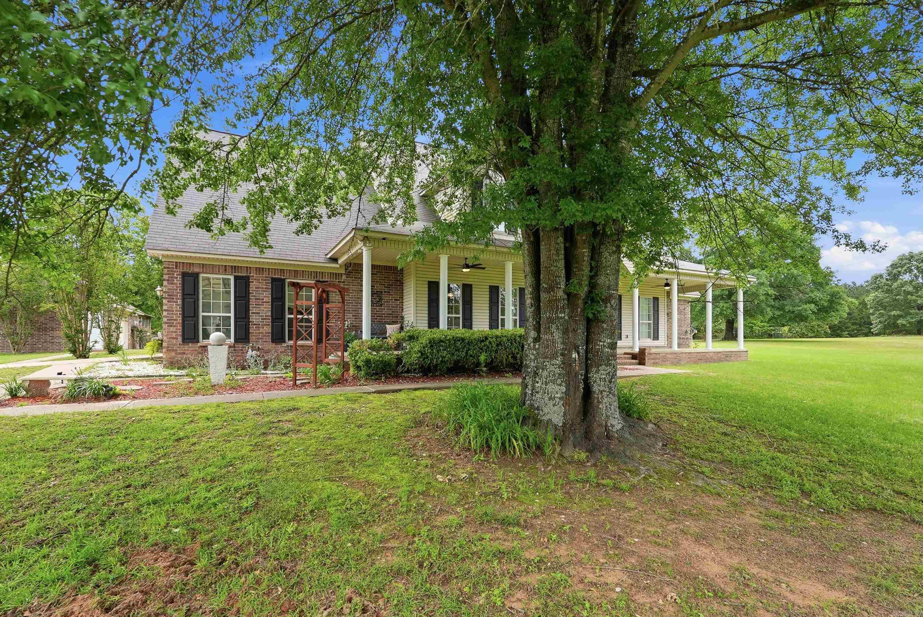 30 Pinnacle Springs Rd  Greenbrier, AR