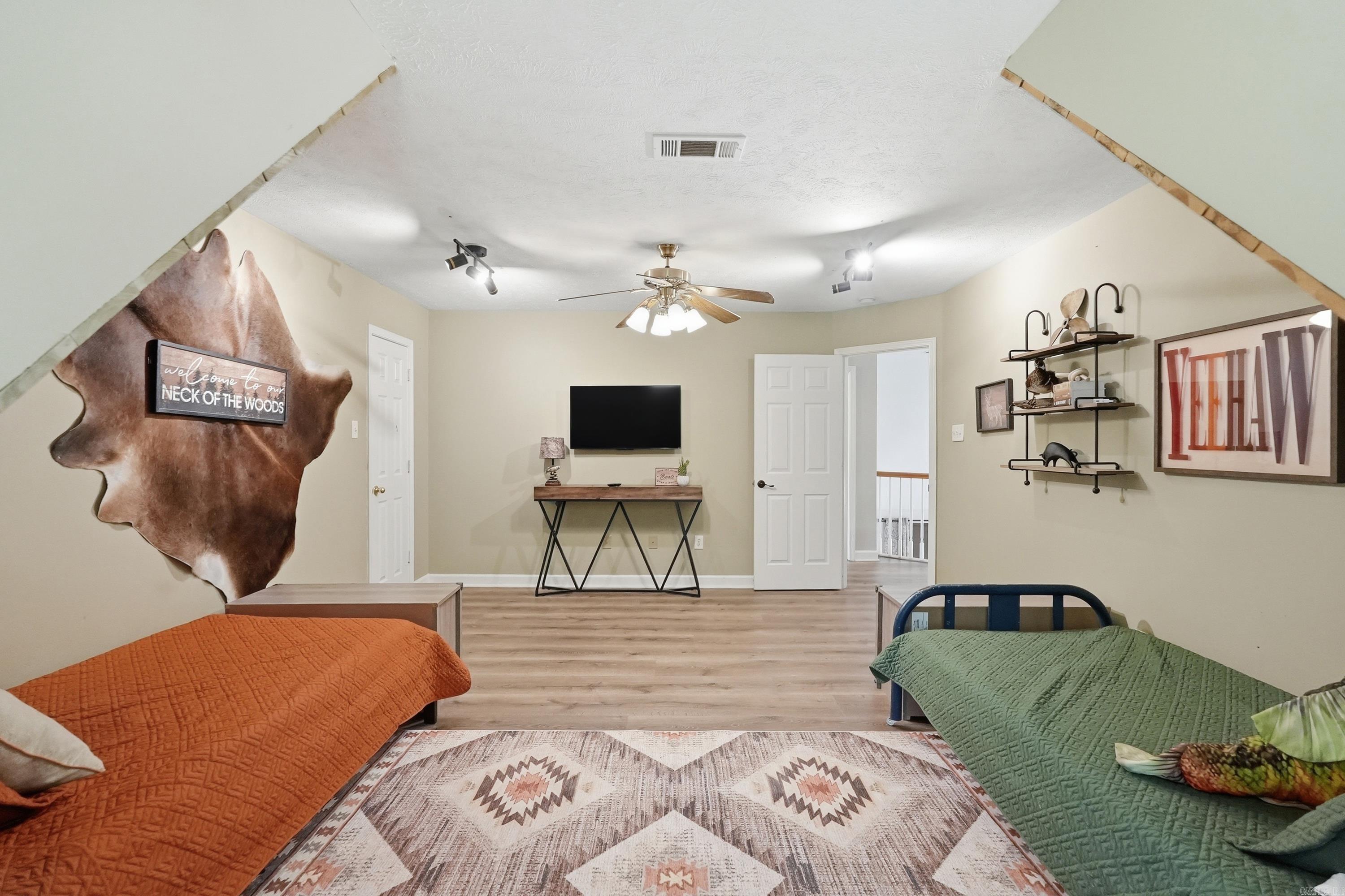 30 Pinnacle Springs Rd  Greenbrier, AR