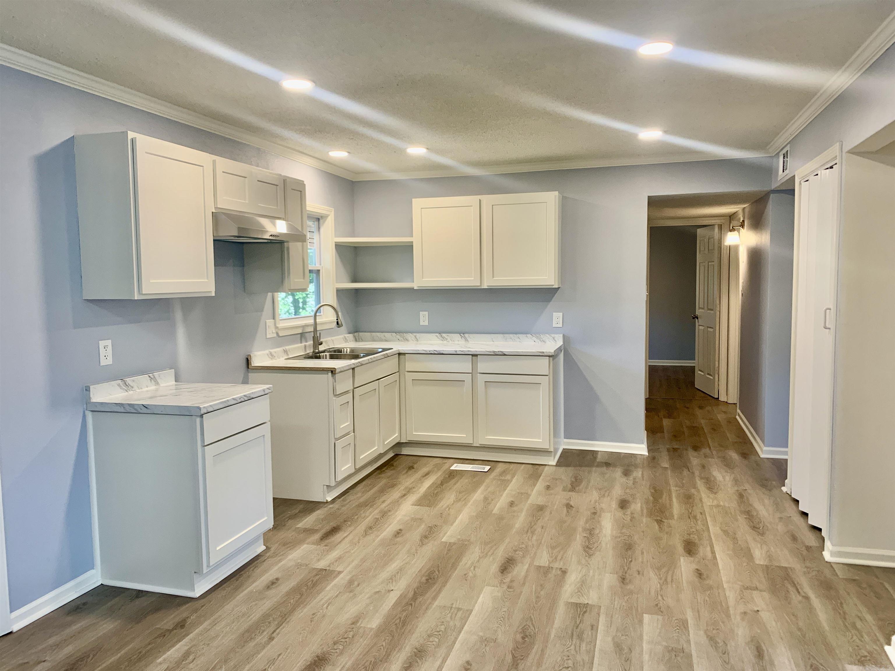 5 Roxbury  Little Rock, AR