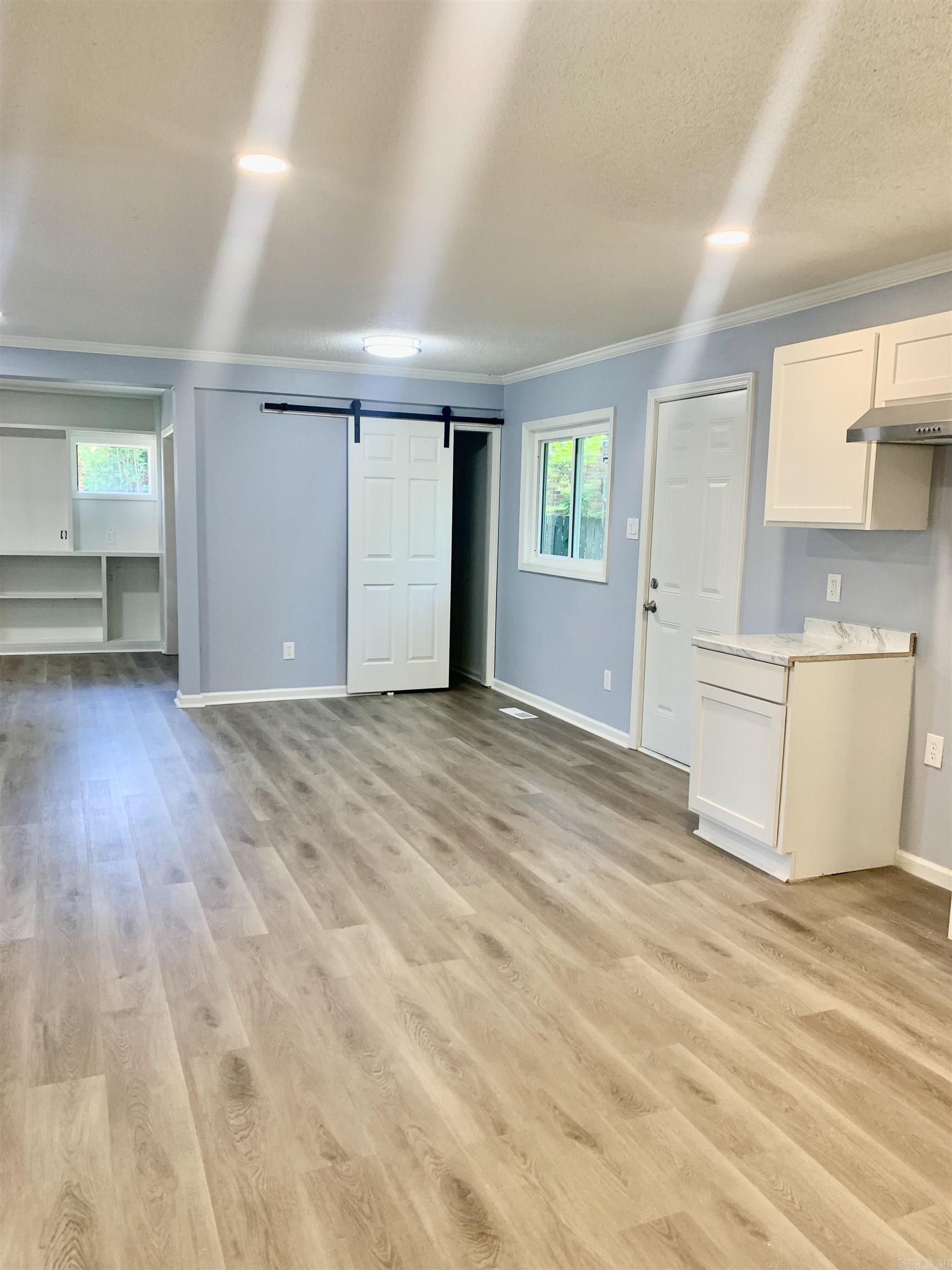 5 Roxbury  Little Rock, AR