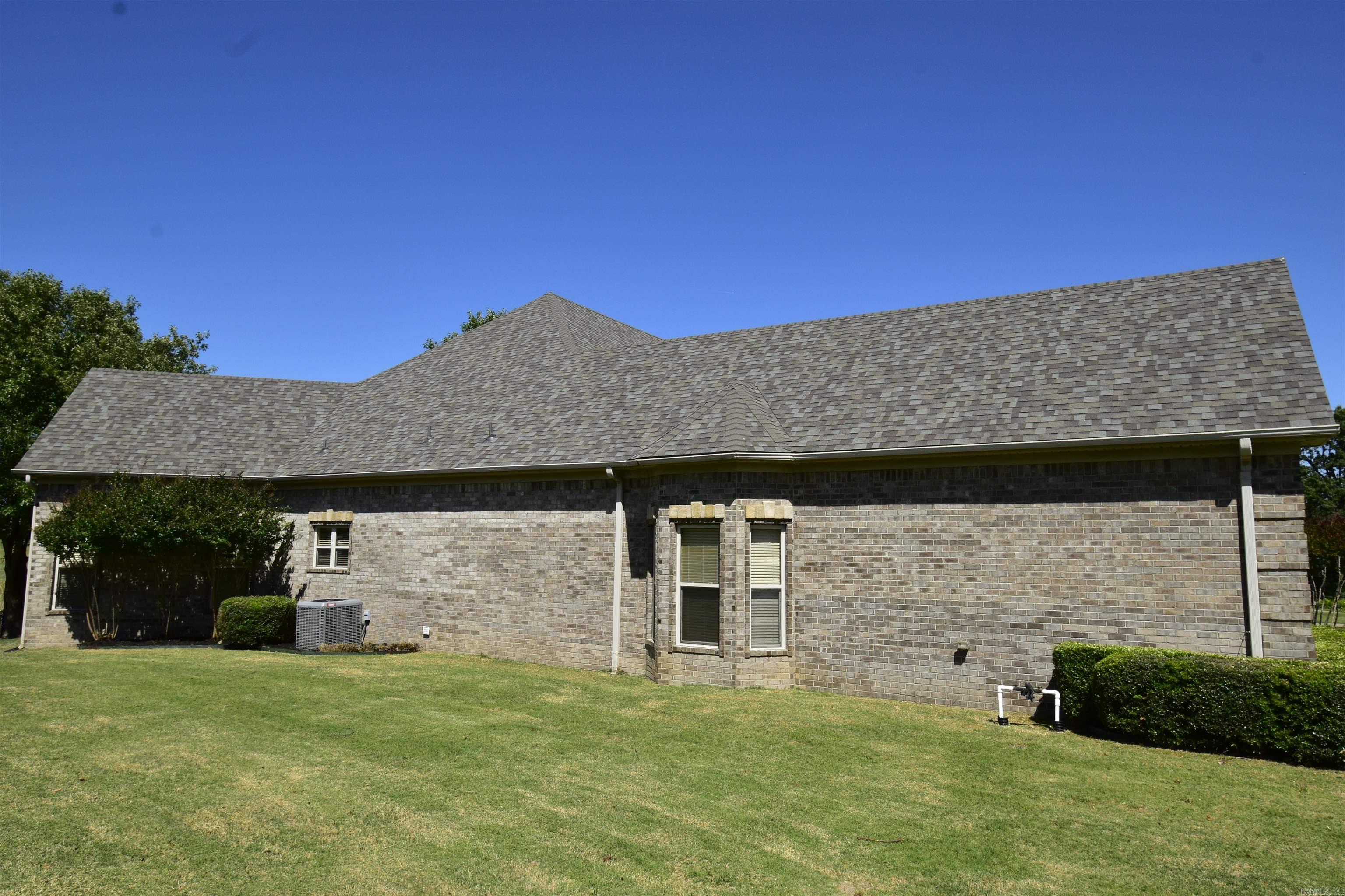 3321 Prestwick Cir  Jonesboro, AR