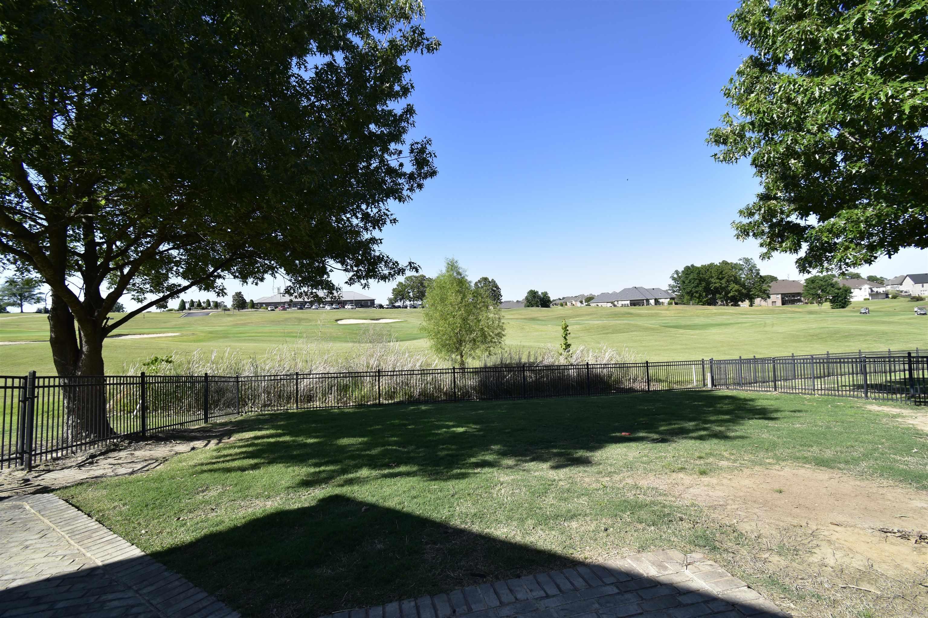 3321 Prestwick Cir  Jonesboro, AR