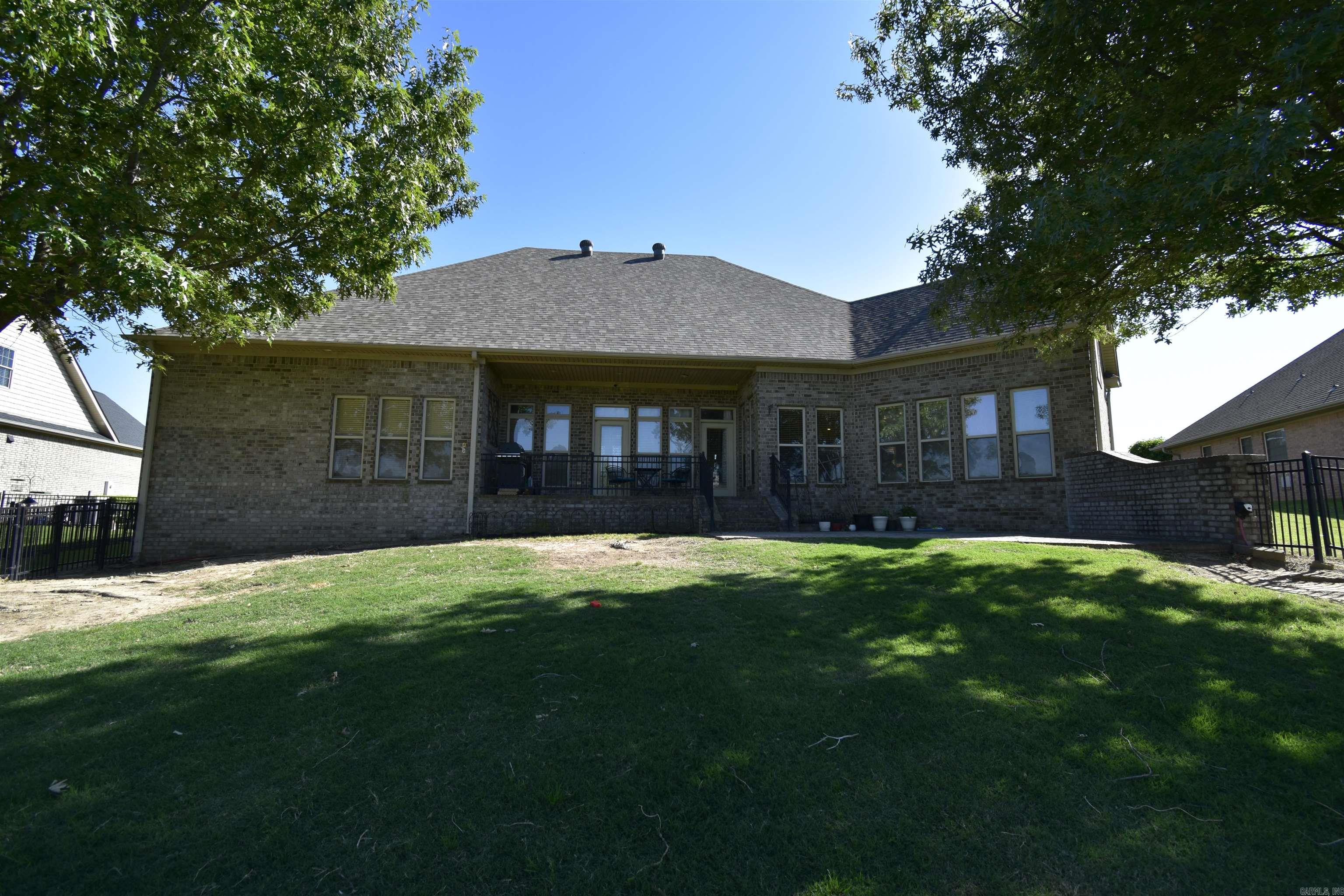 3321 Prestwick Cir  Jonesboro, AR