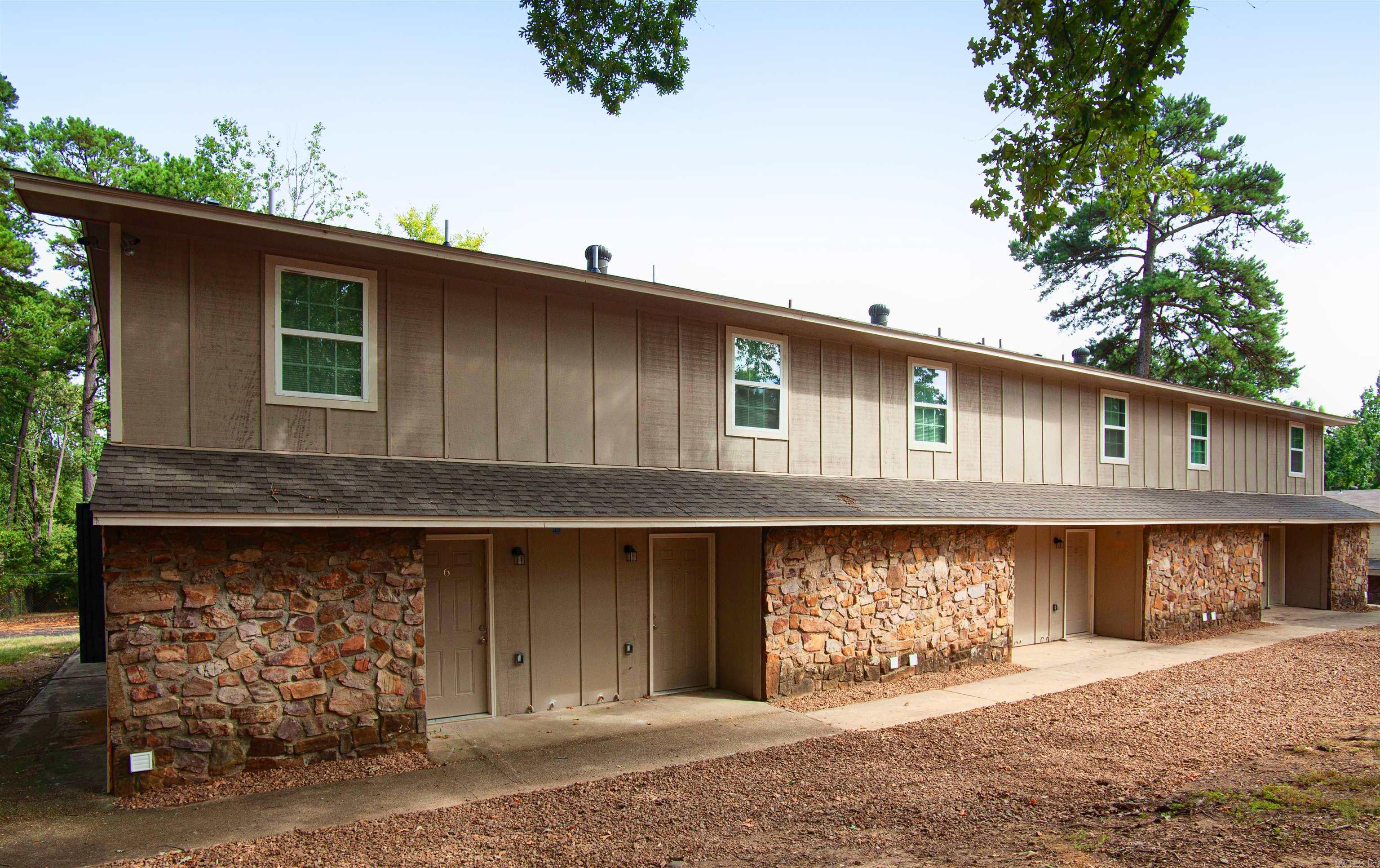 8906 Morris Manor  Little Rock, AR