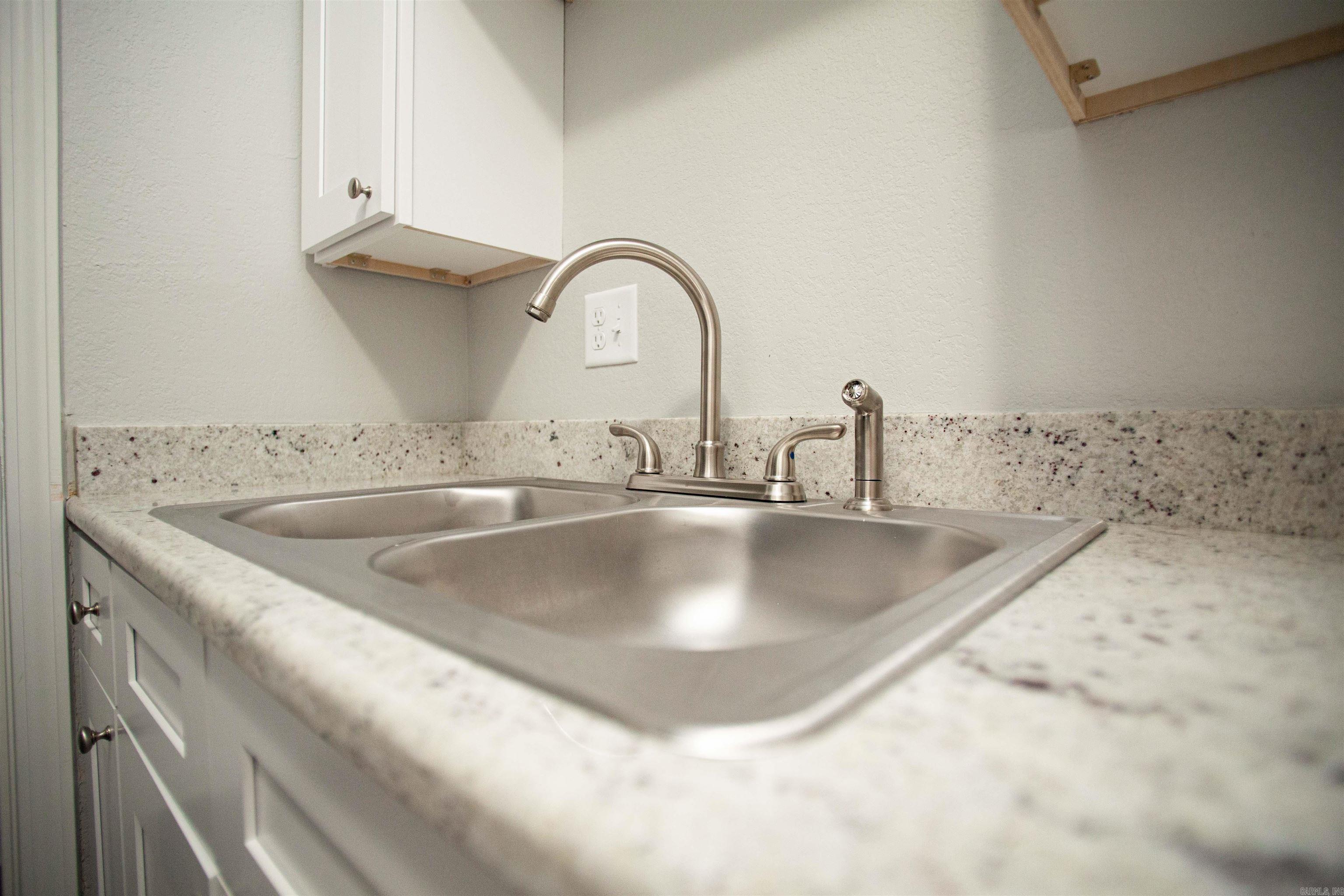 8906 Morris Manor  Little Rock, AR
