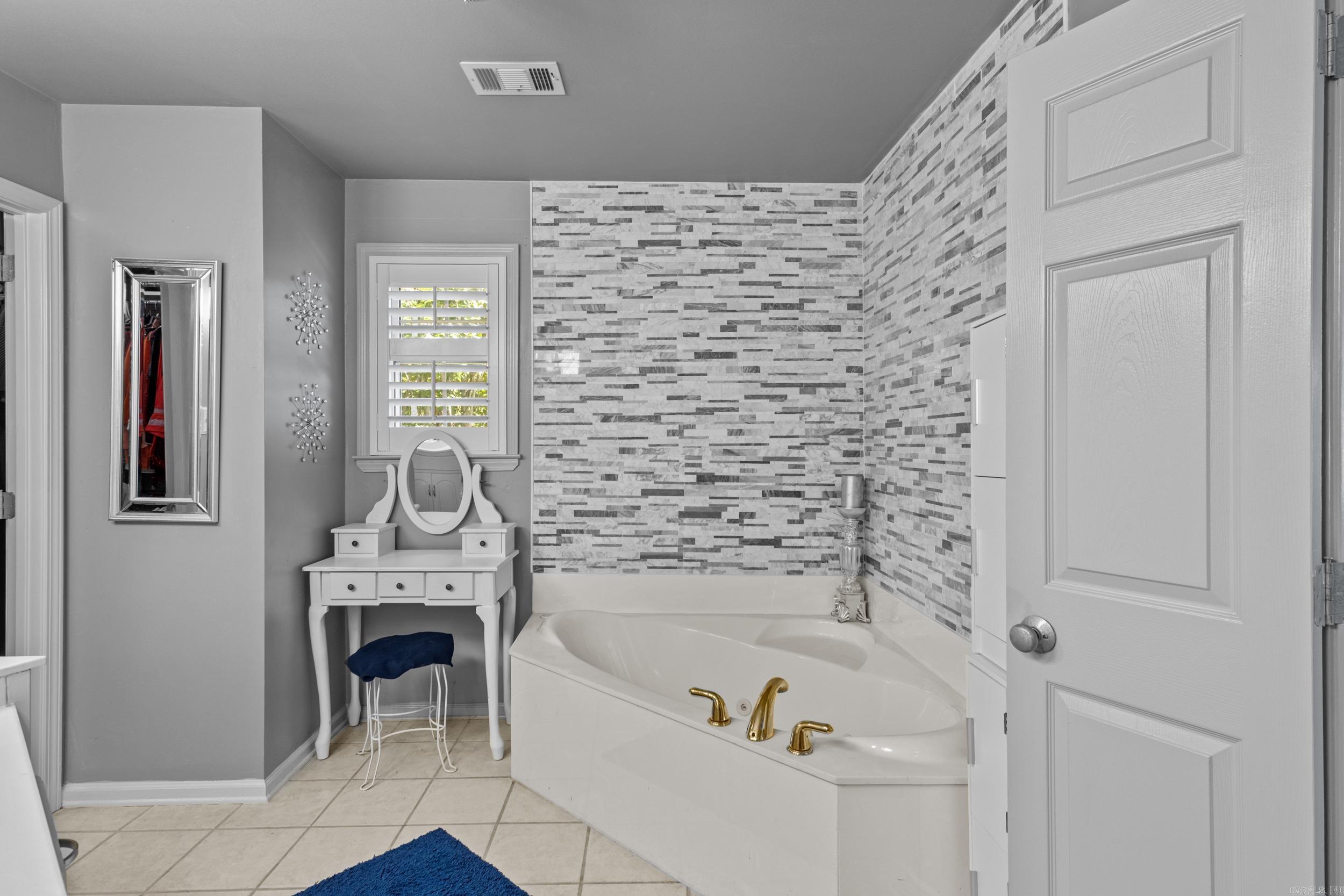 5301 Timber Creek Cir  North Little Rock, AR