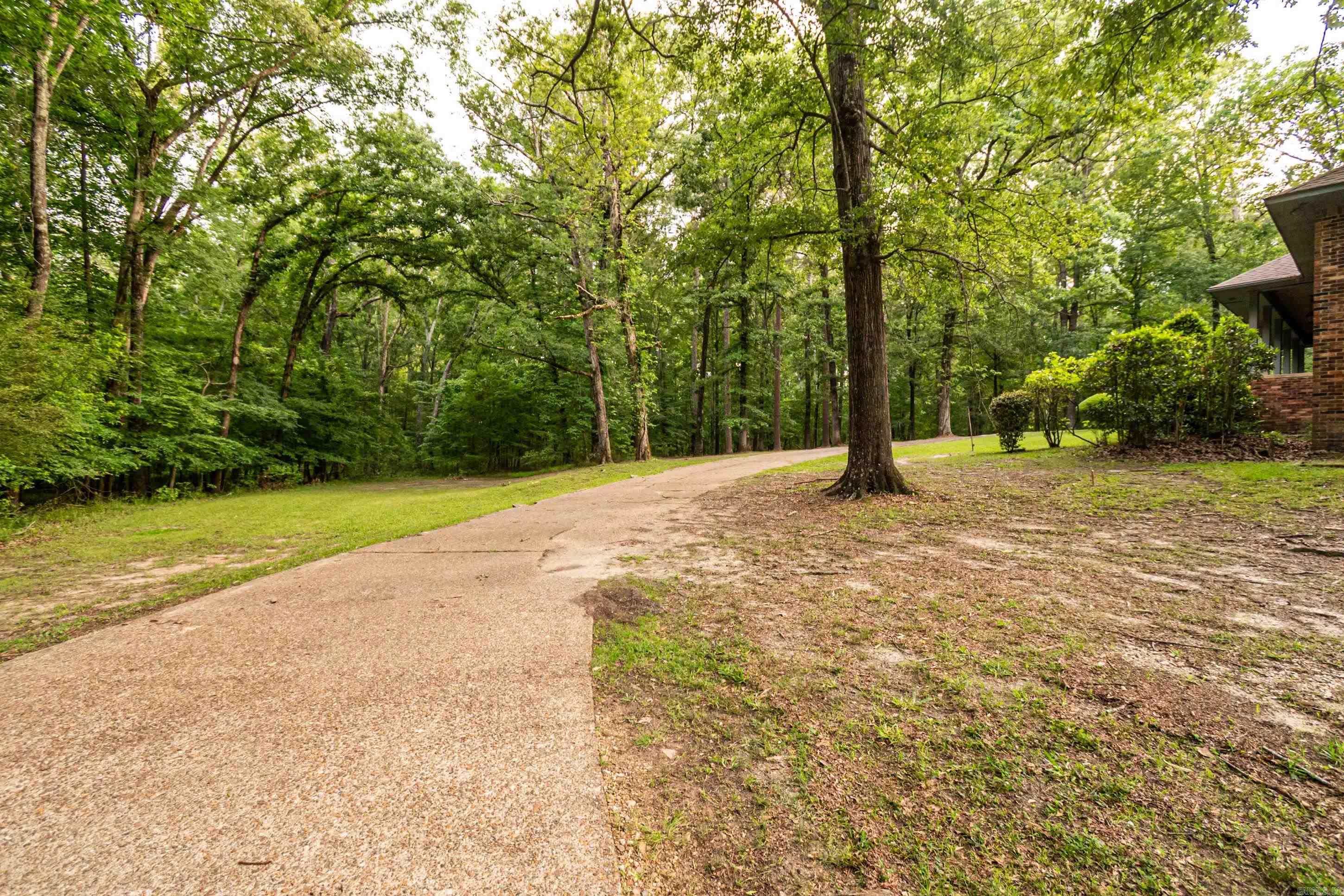 214 Millcreek Dr El Dorado, AR 71730