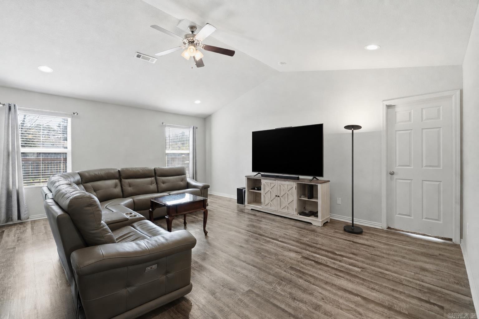 34 Bobby  Cabot, AR
