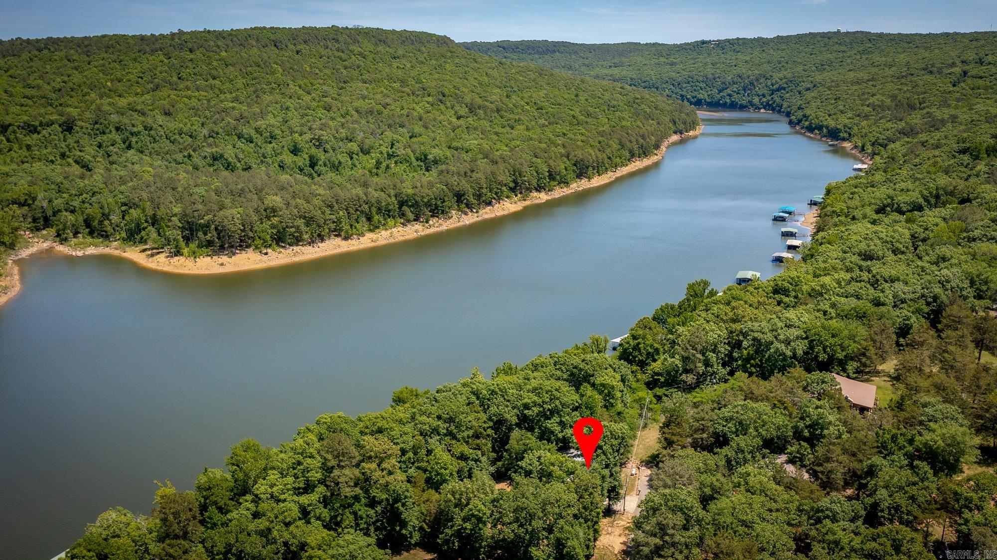 39 Bucks Rd.  Greers Ferry, AR