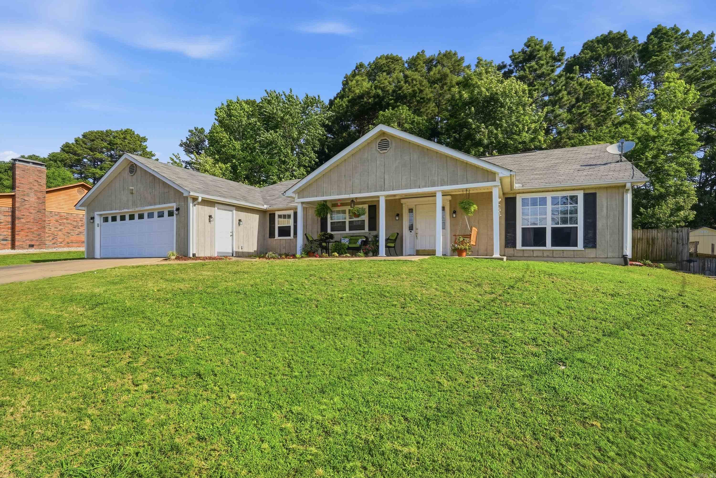 31 Azalea Circle
