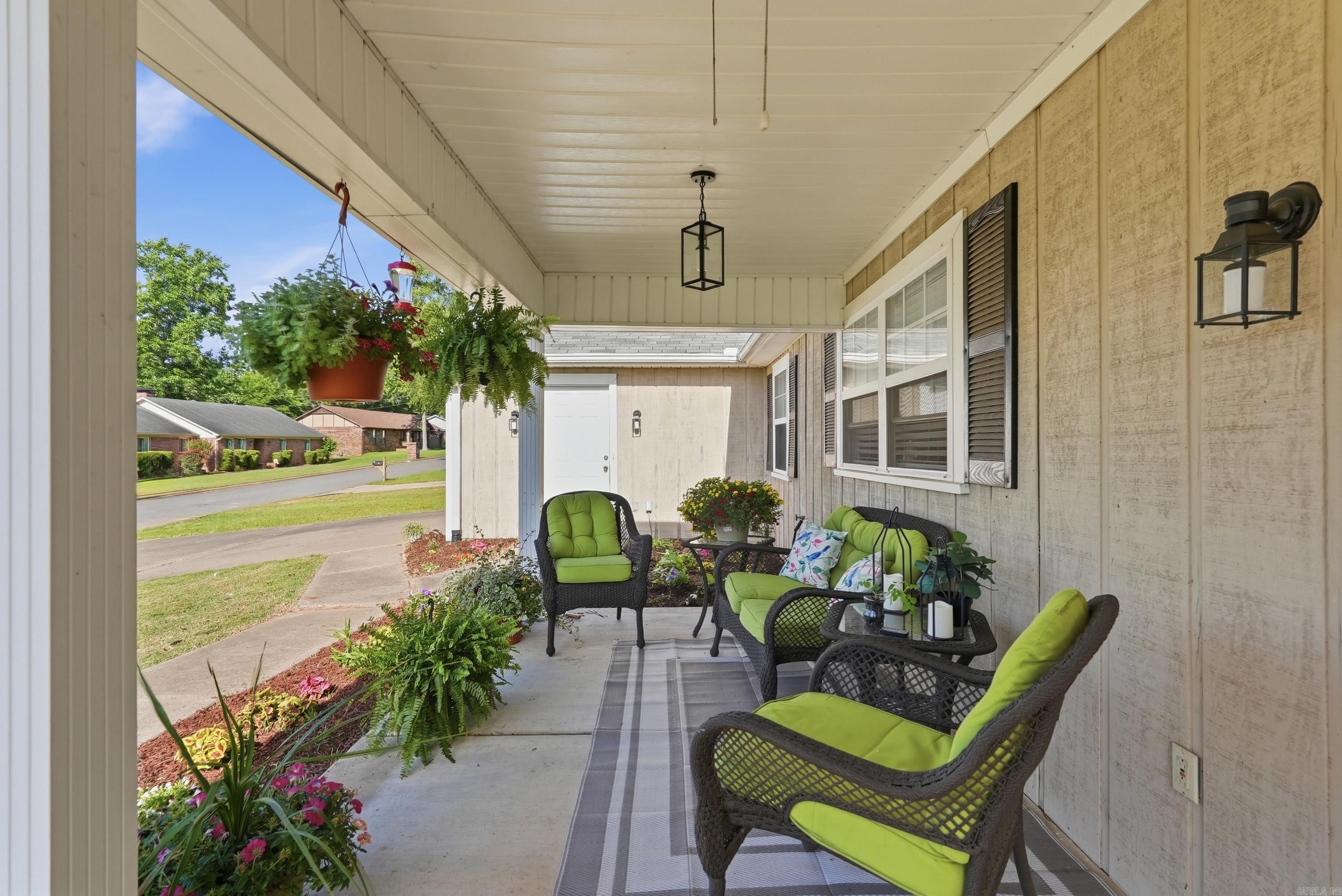 31 Azalea  Benton, AR
