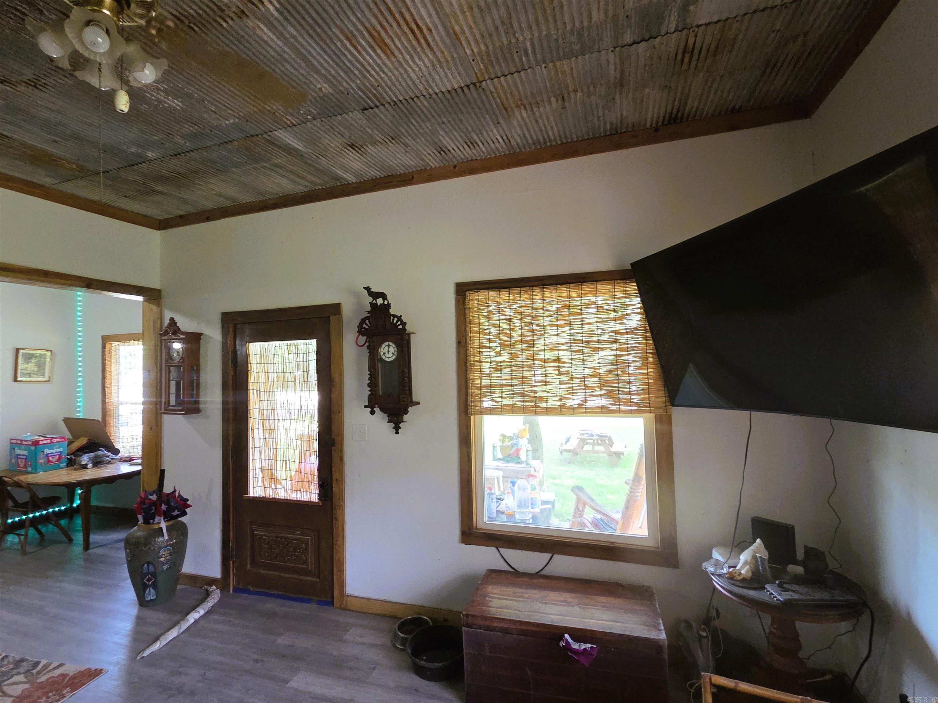 1710 W 375  Mena, AR