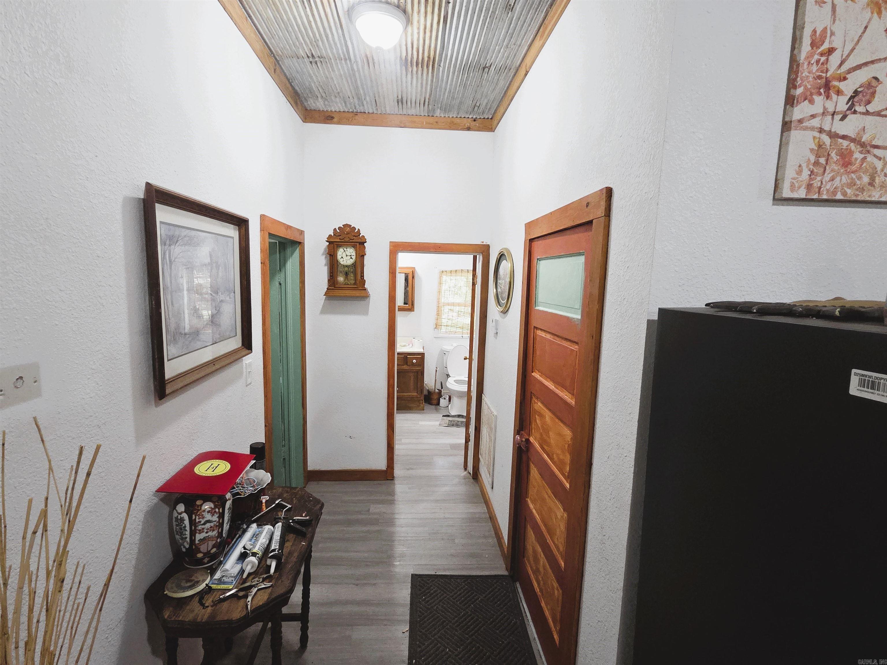 1710 W 375  Mena, AR