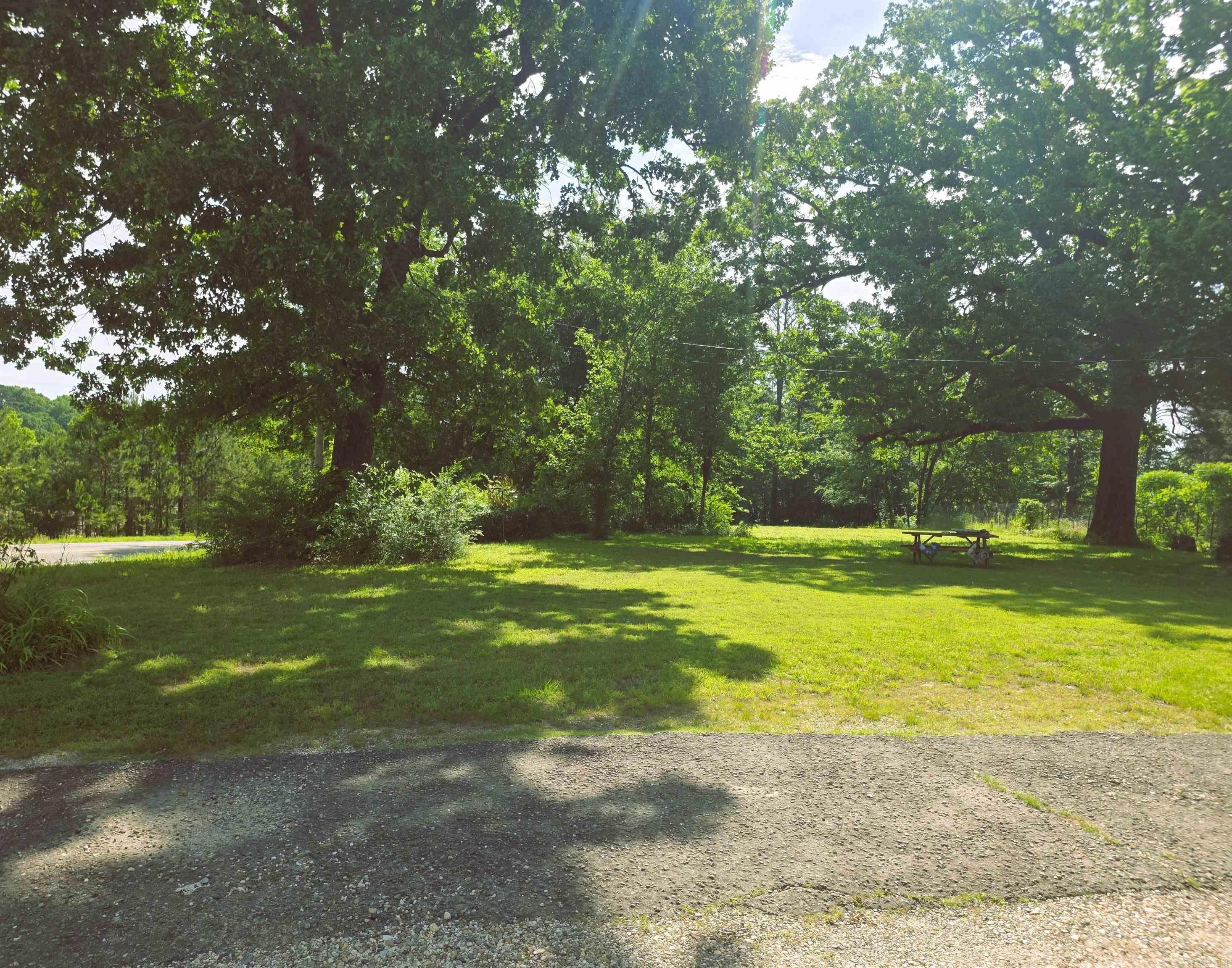 1710 W 375  Mena, AR