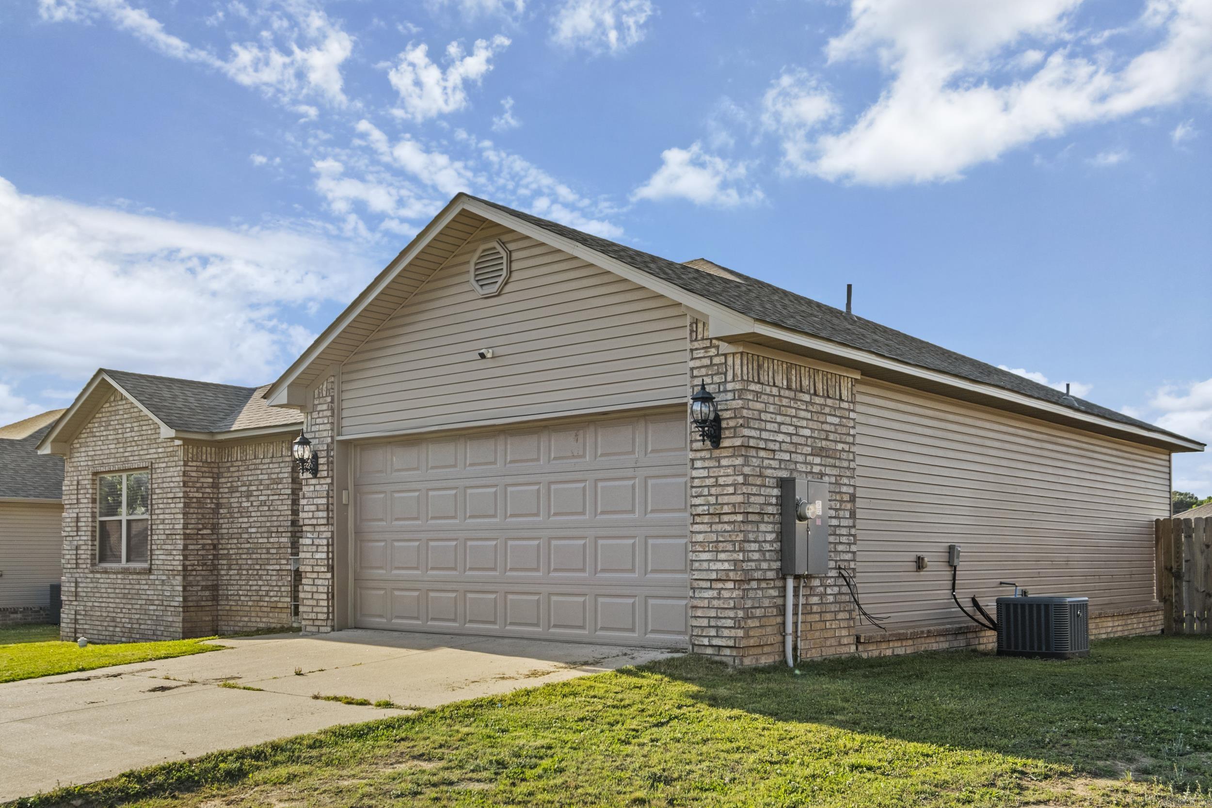 16 Patti  Ward, AR