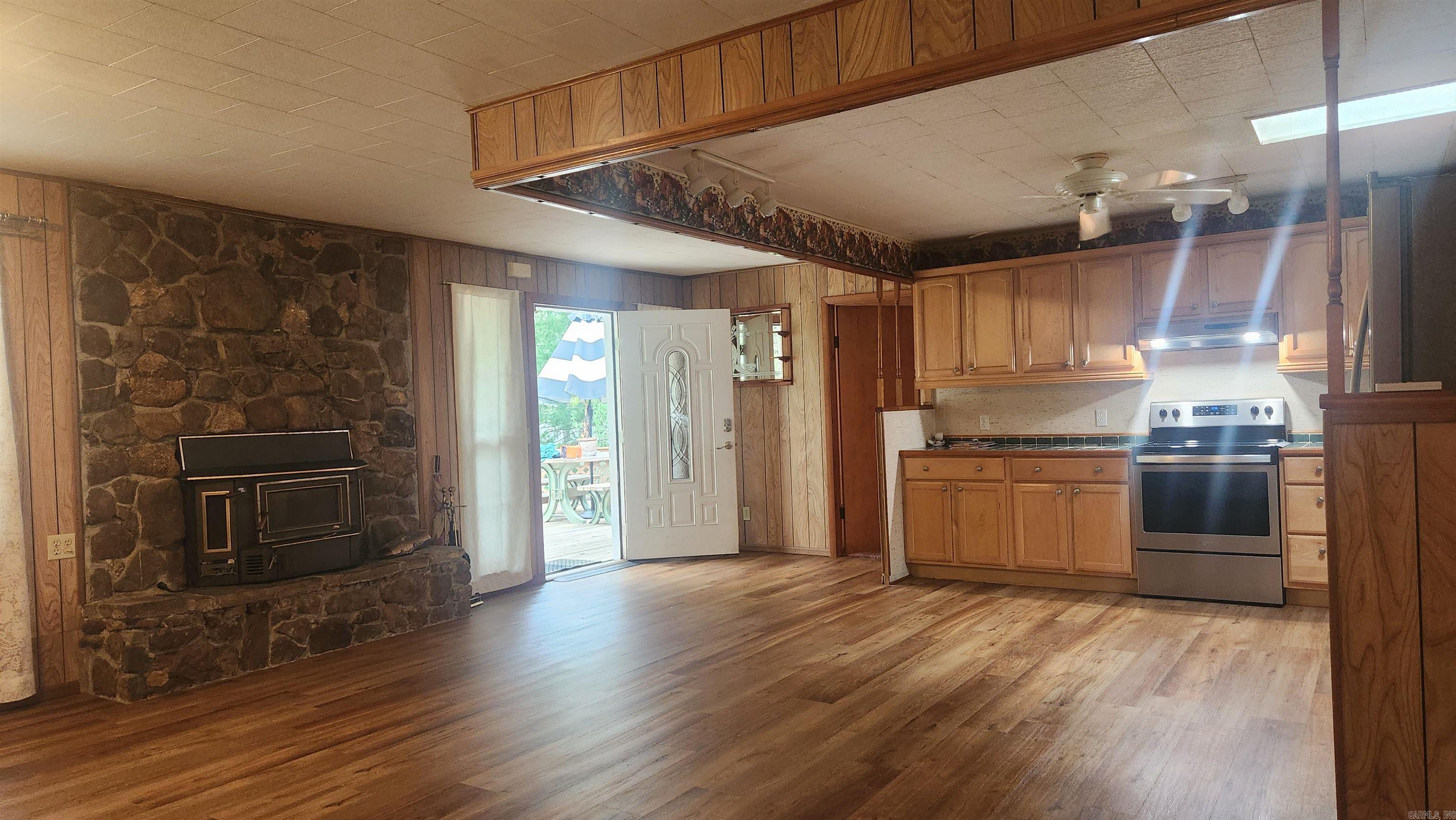 24 Wooded Acres  Mount Ida, AR