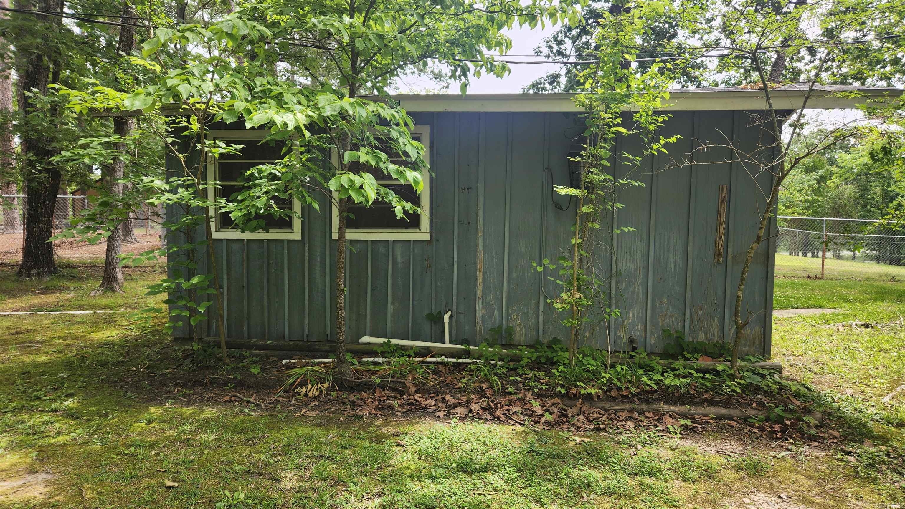 24 Wooded Acres  Mount Ida, AR