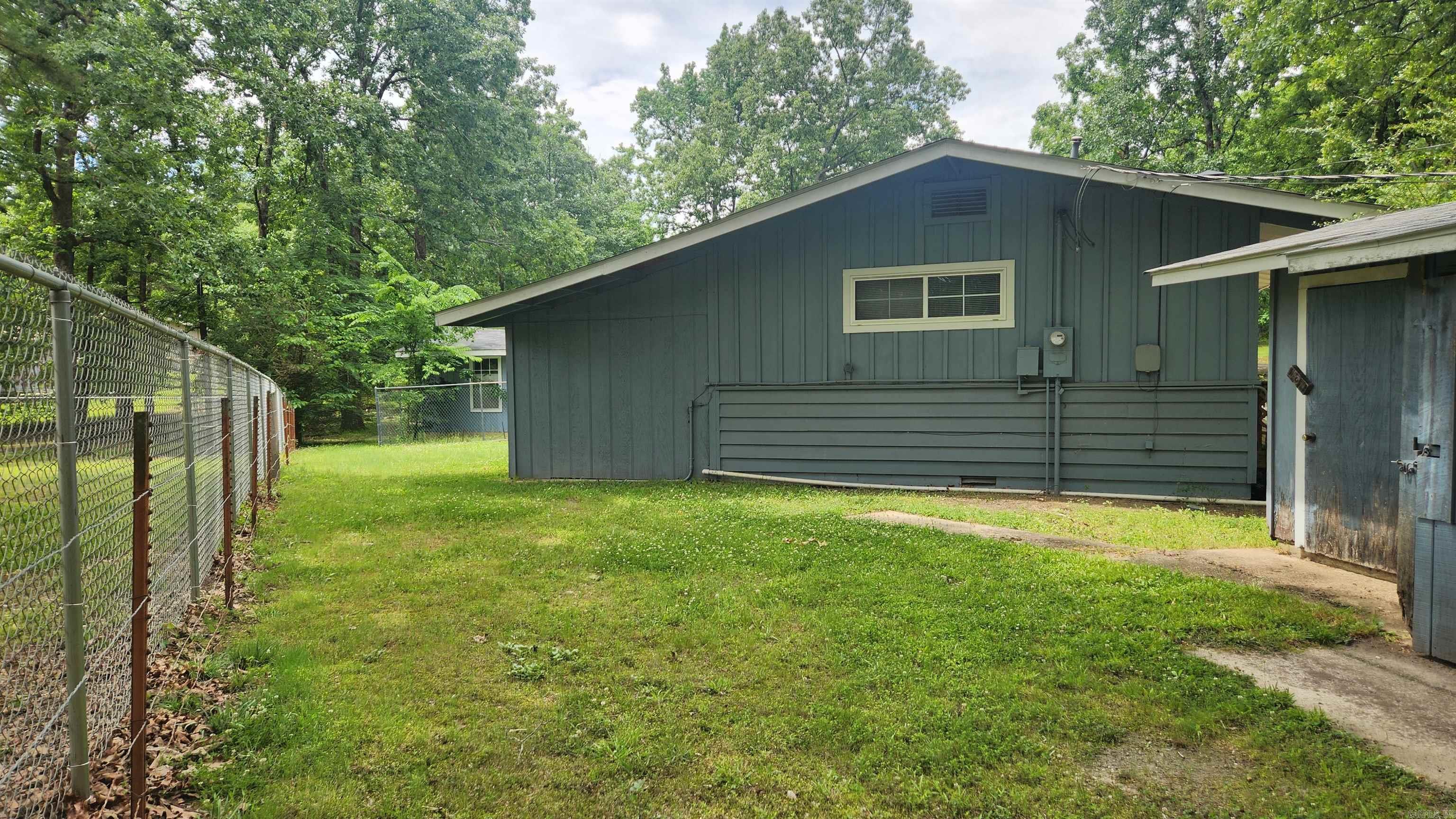 24 Wooded Acres  Mount Ida, AR