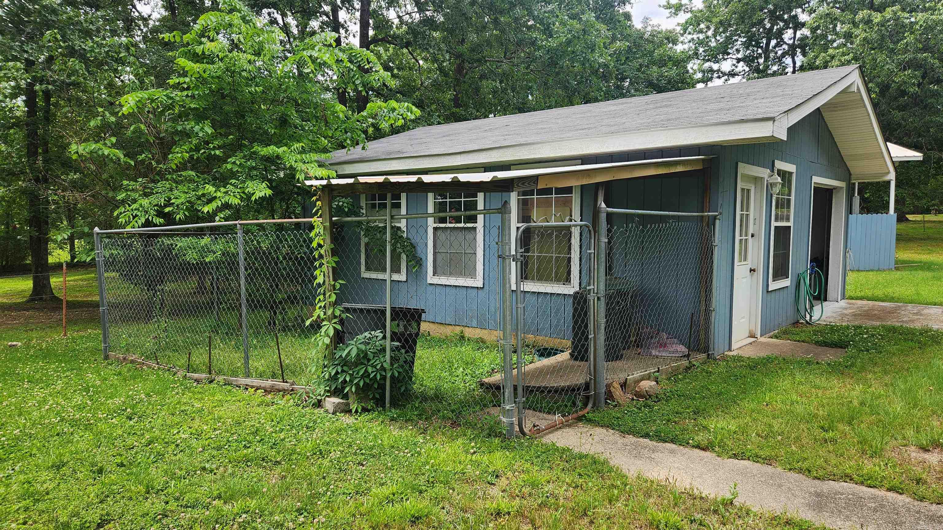 24 Wooded Acres  Mount Ida, AR