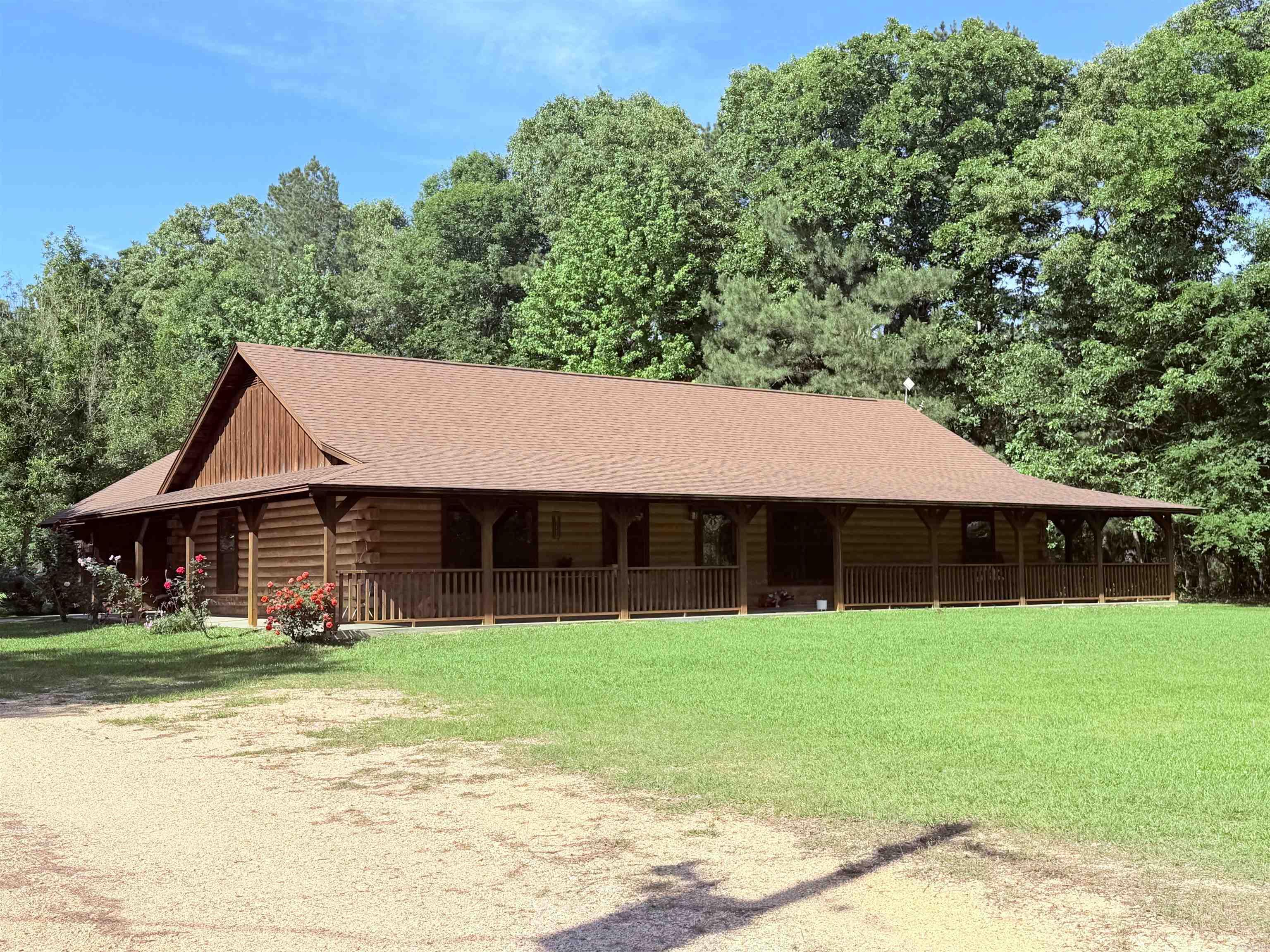 2324 Barkada Rd  Monticello, AR