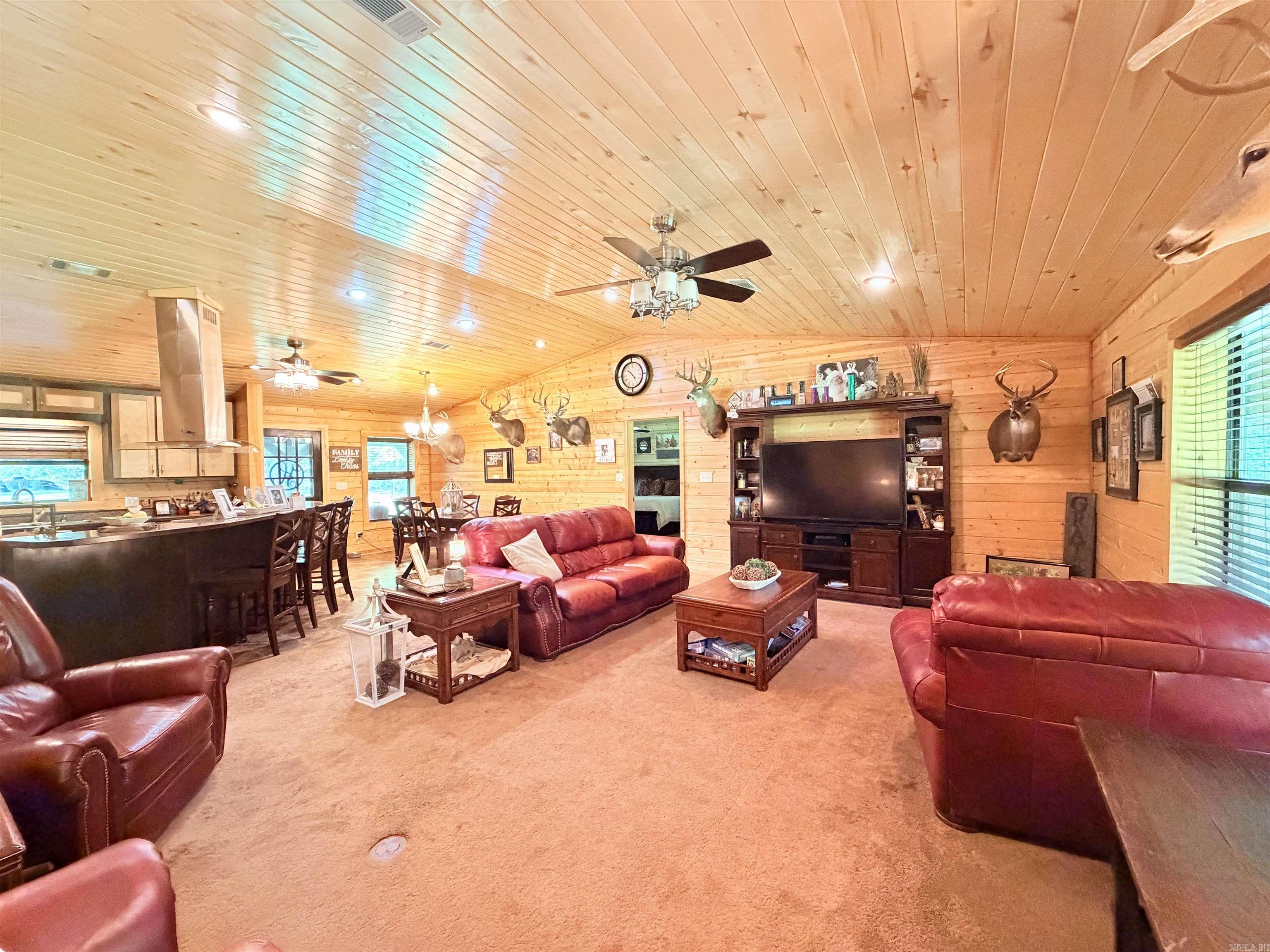 2324 Barkada Rd  Monticello, AR