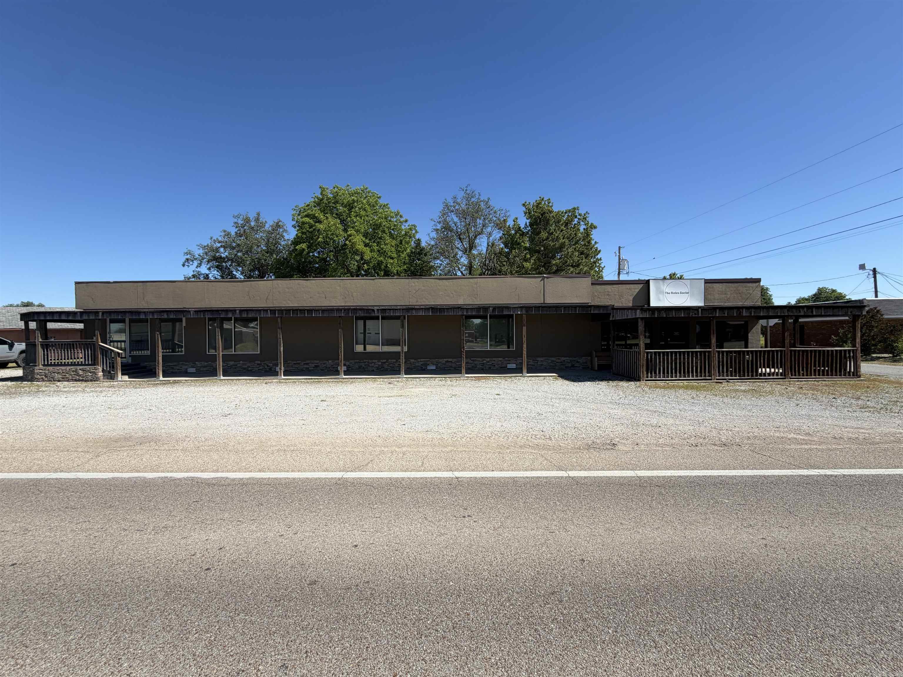 105 E 9th  Rector, AR