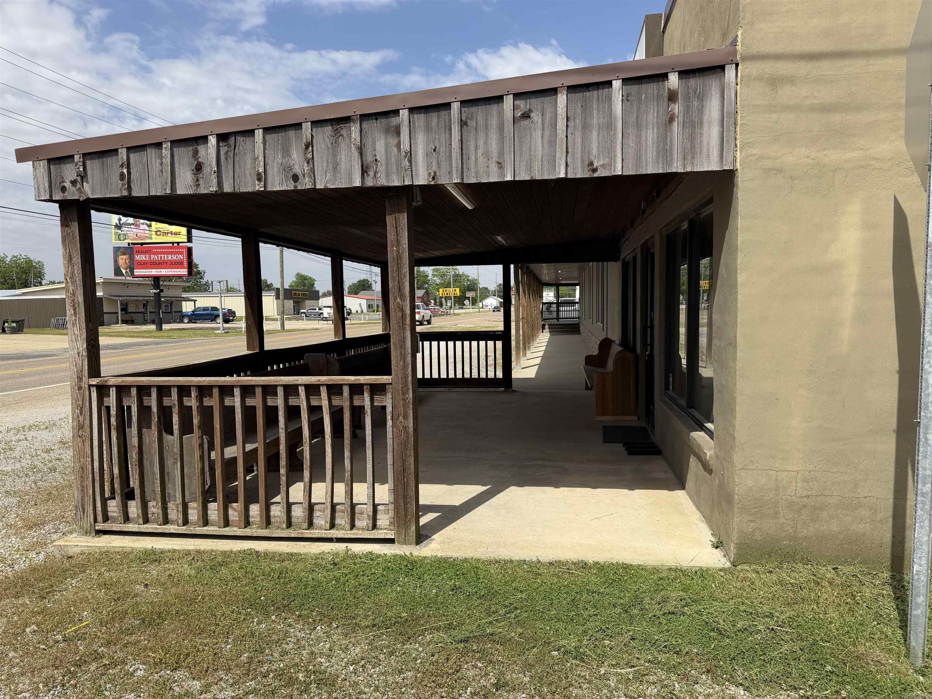 105 E 9th  Rector, AR