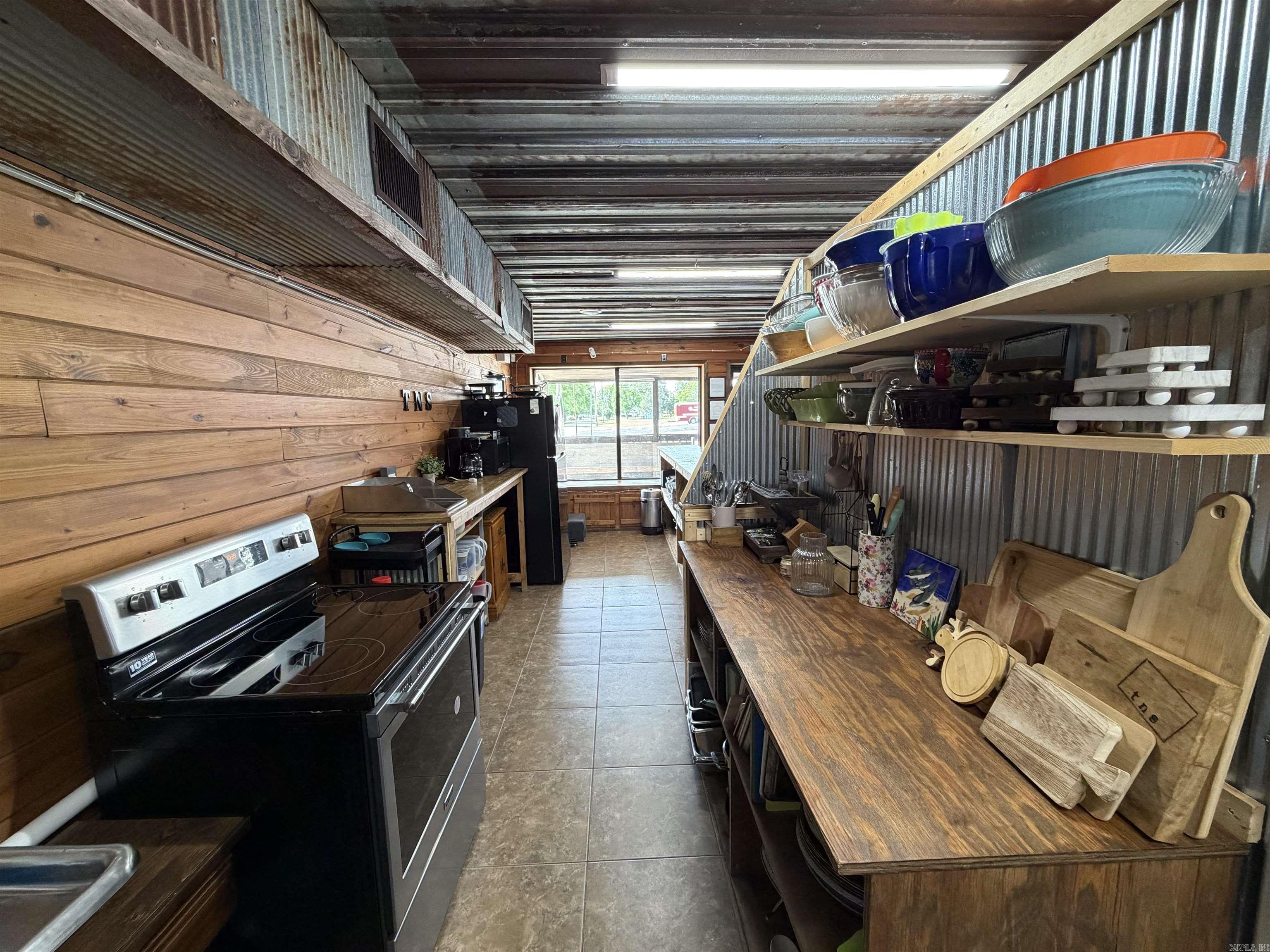 105 E 9th  Rector, AR