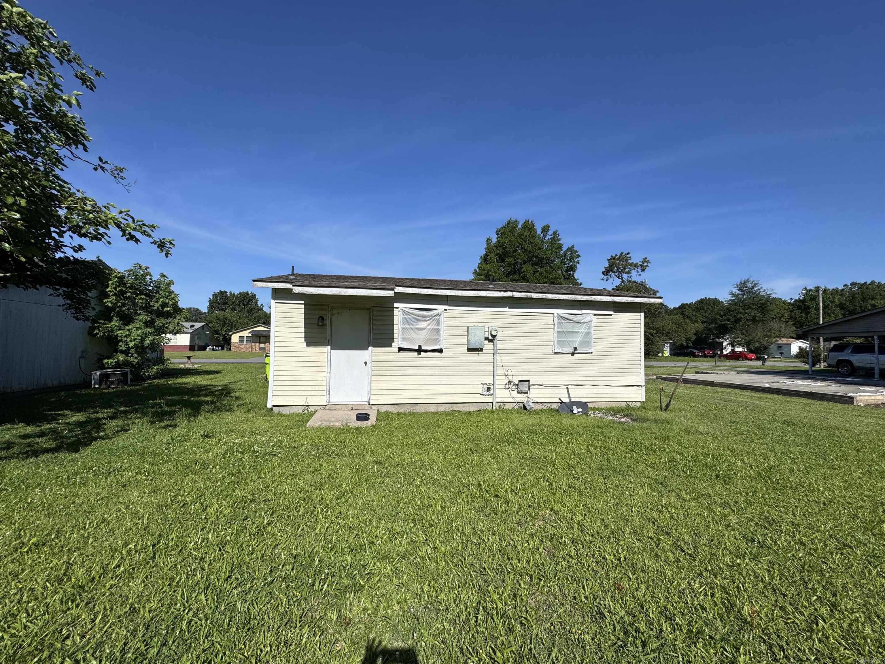 1813 S Vine  Stuttgart, AR