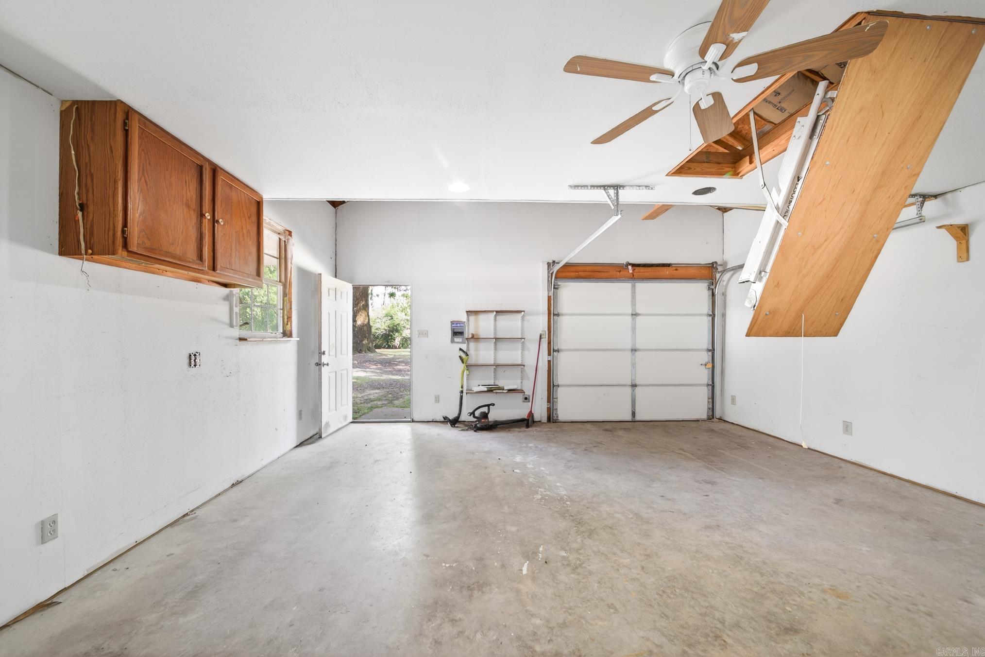 741 E Main  Austin, AR