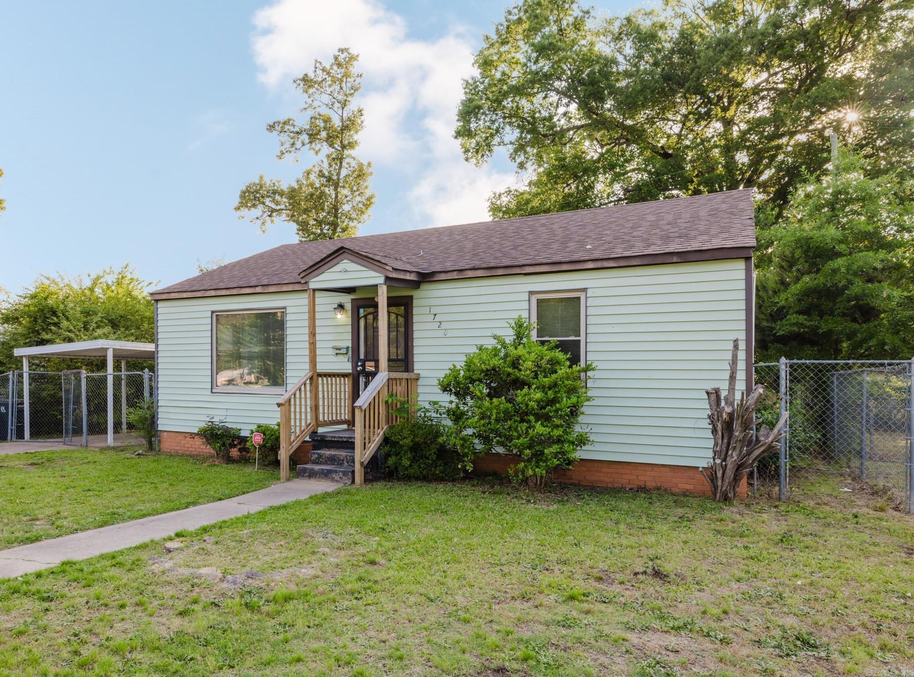1720 Pinewood  Little Rock, AR