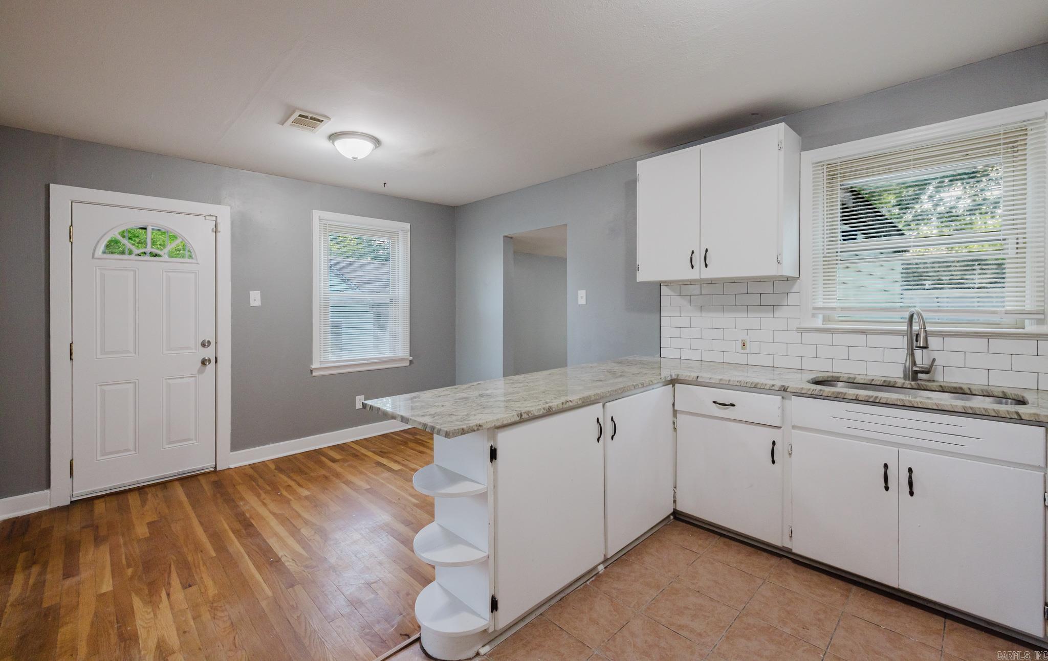 1720 Pinewood  Little Rock, AR