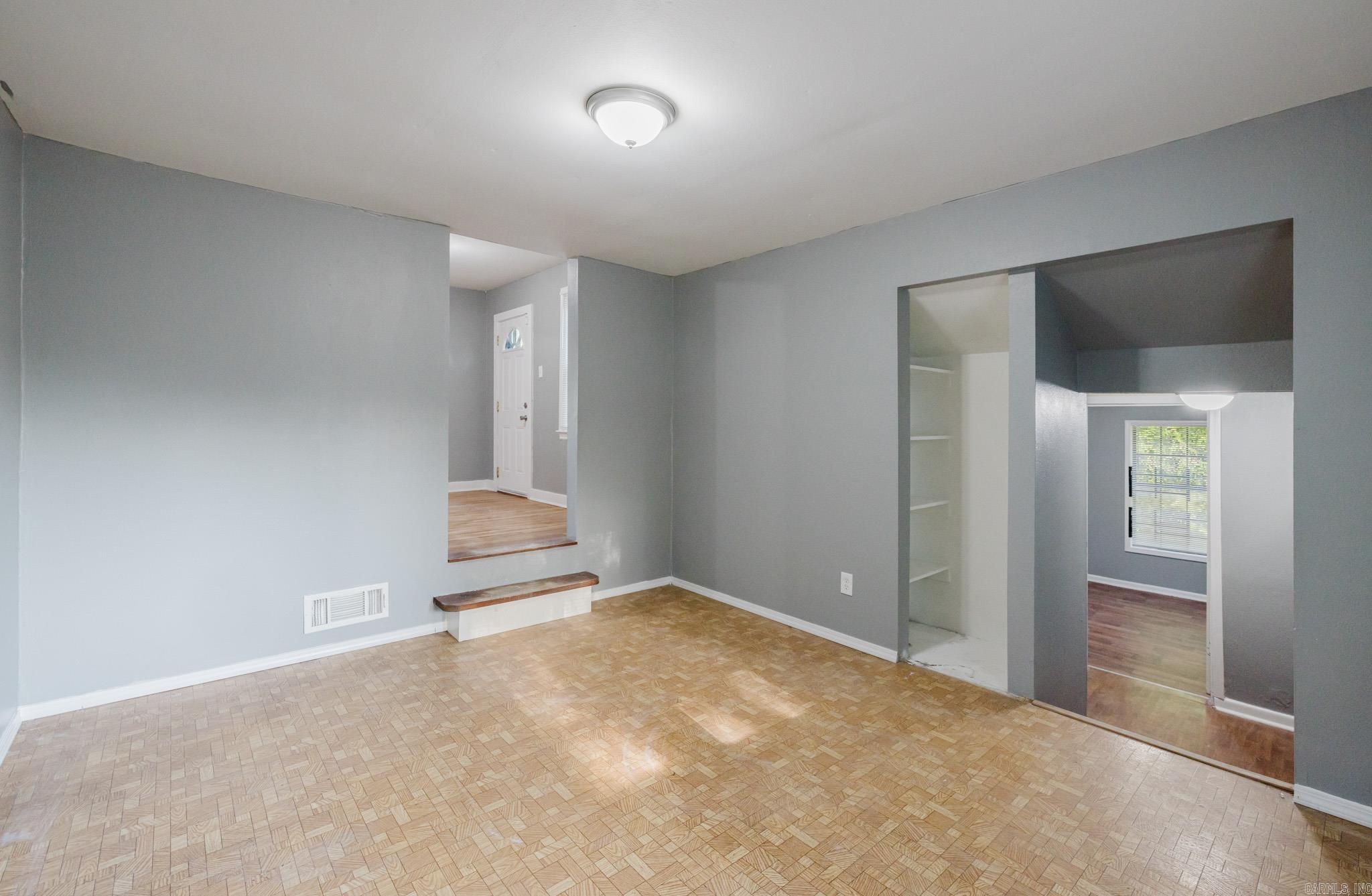 1720 Pinewood  Little Rock, AR